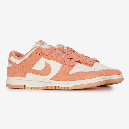 NIKE dunk DUNK LOW SUEDE PINK WOMEN