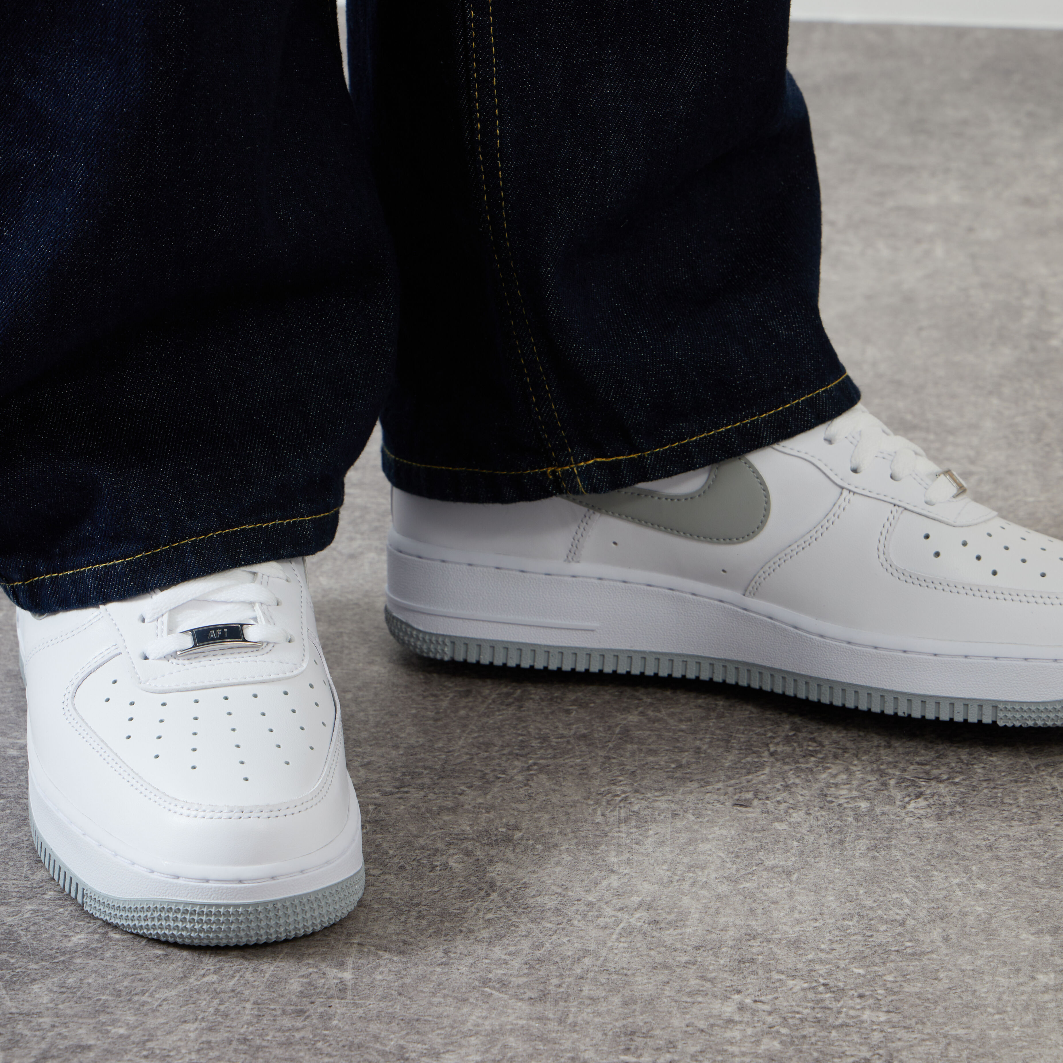 Nike air force one grijs discount