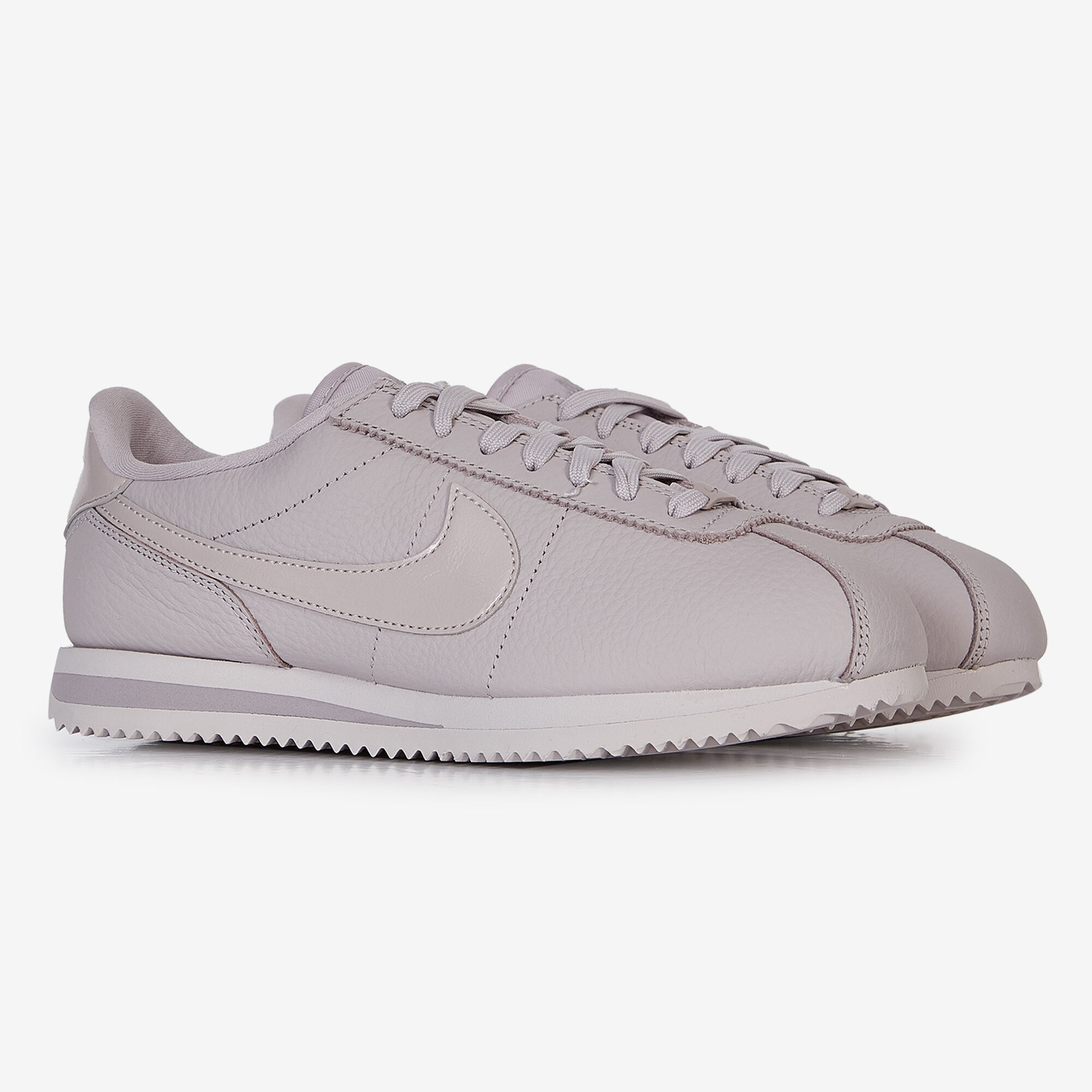 Nike cortez PURPLE sneakers and clothing Courir