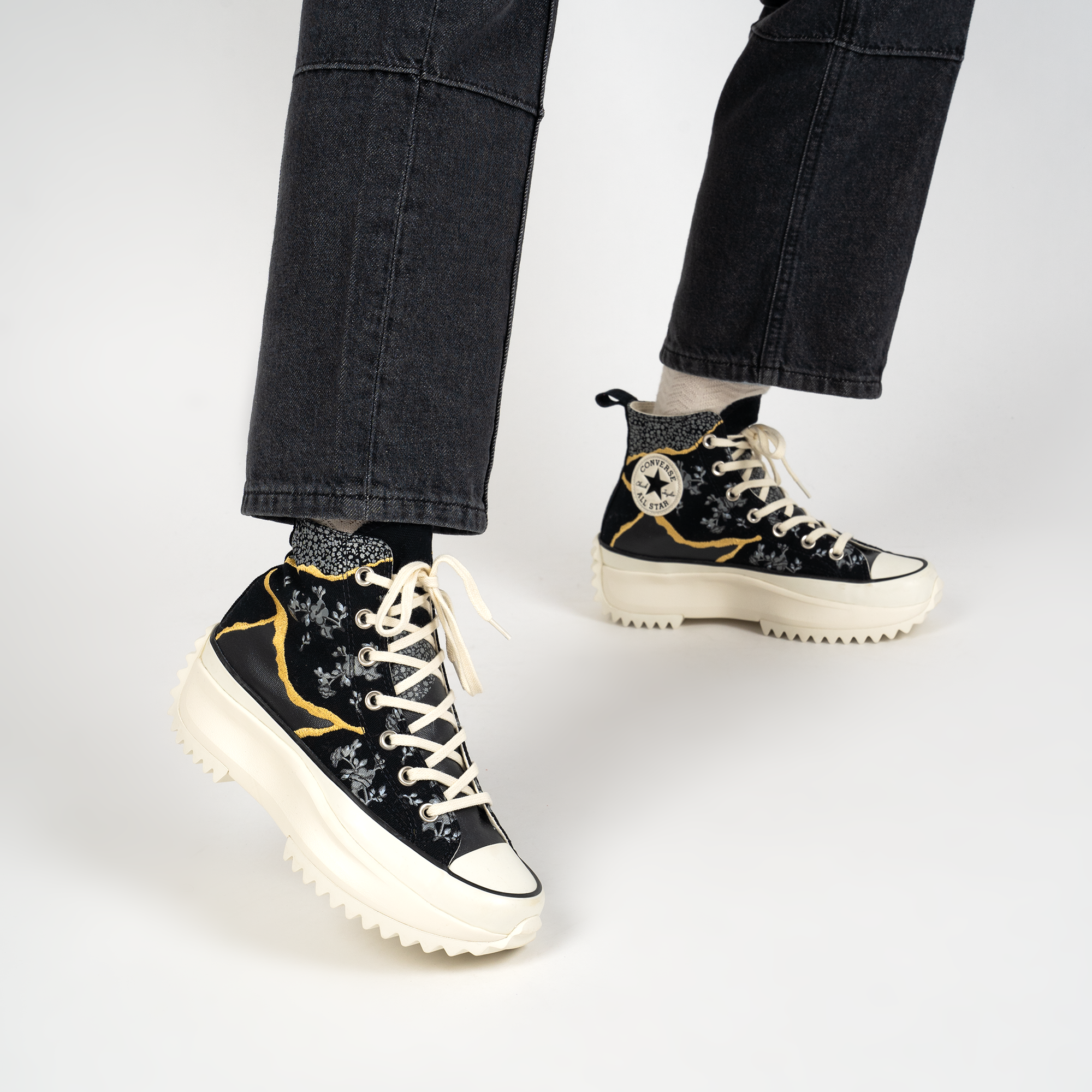 Converse metallic floral run star hike clearance