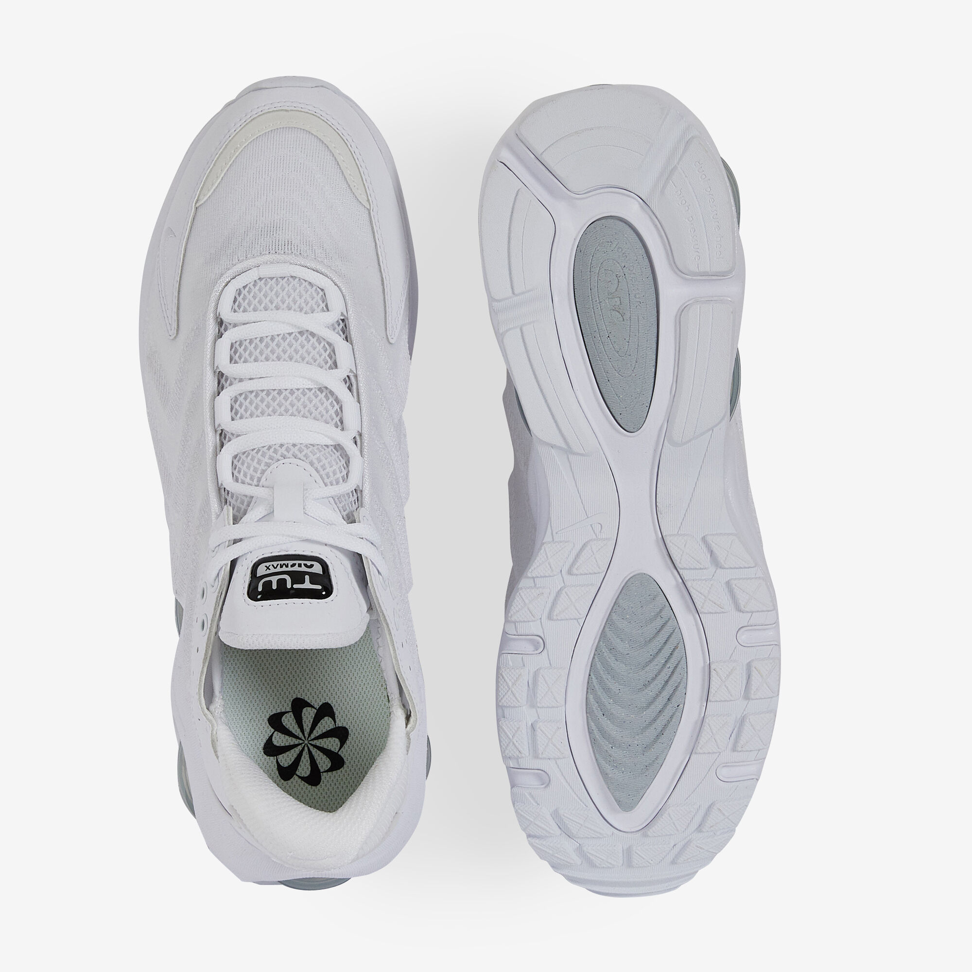 Courir skechers one piece shop