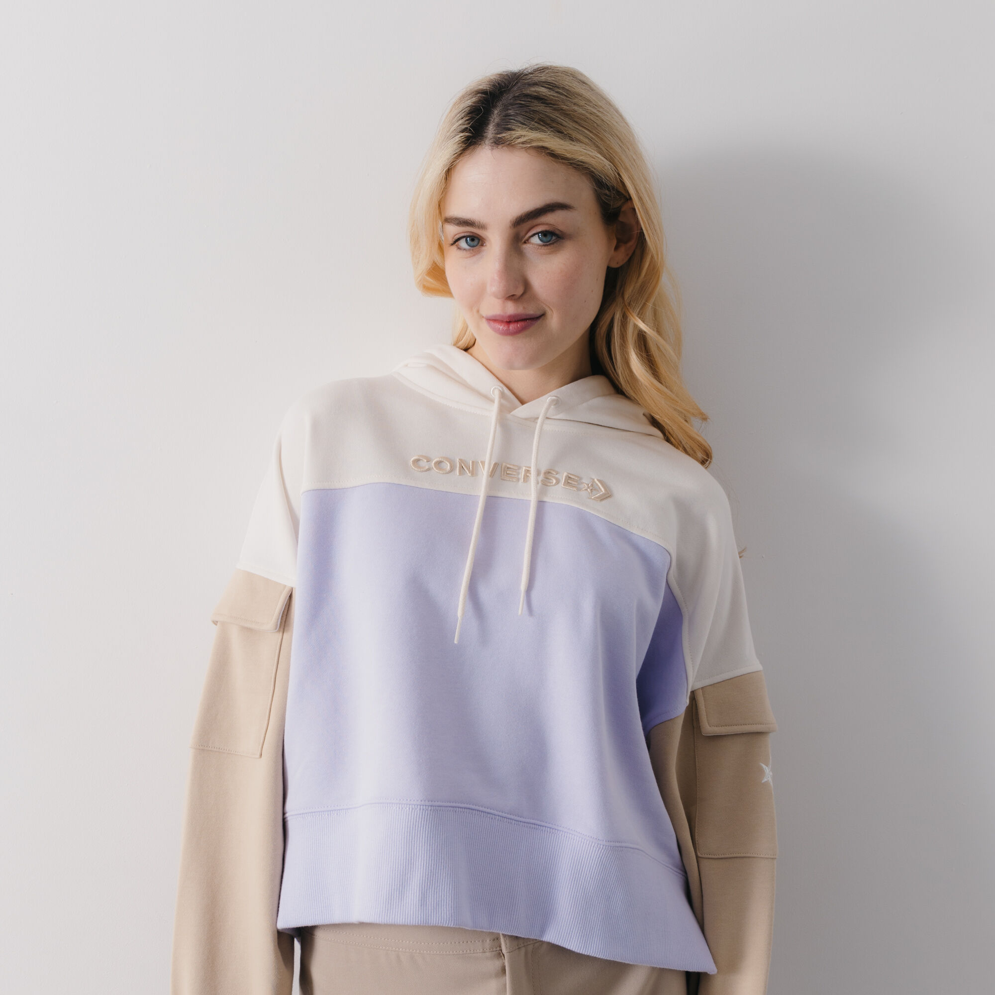 Ladies converse jumper hotsell