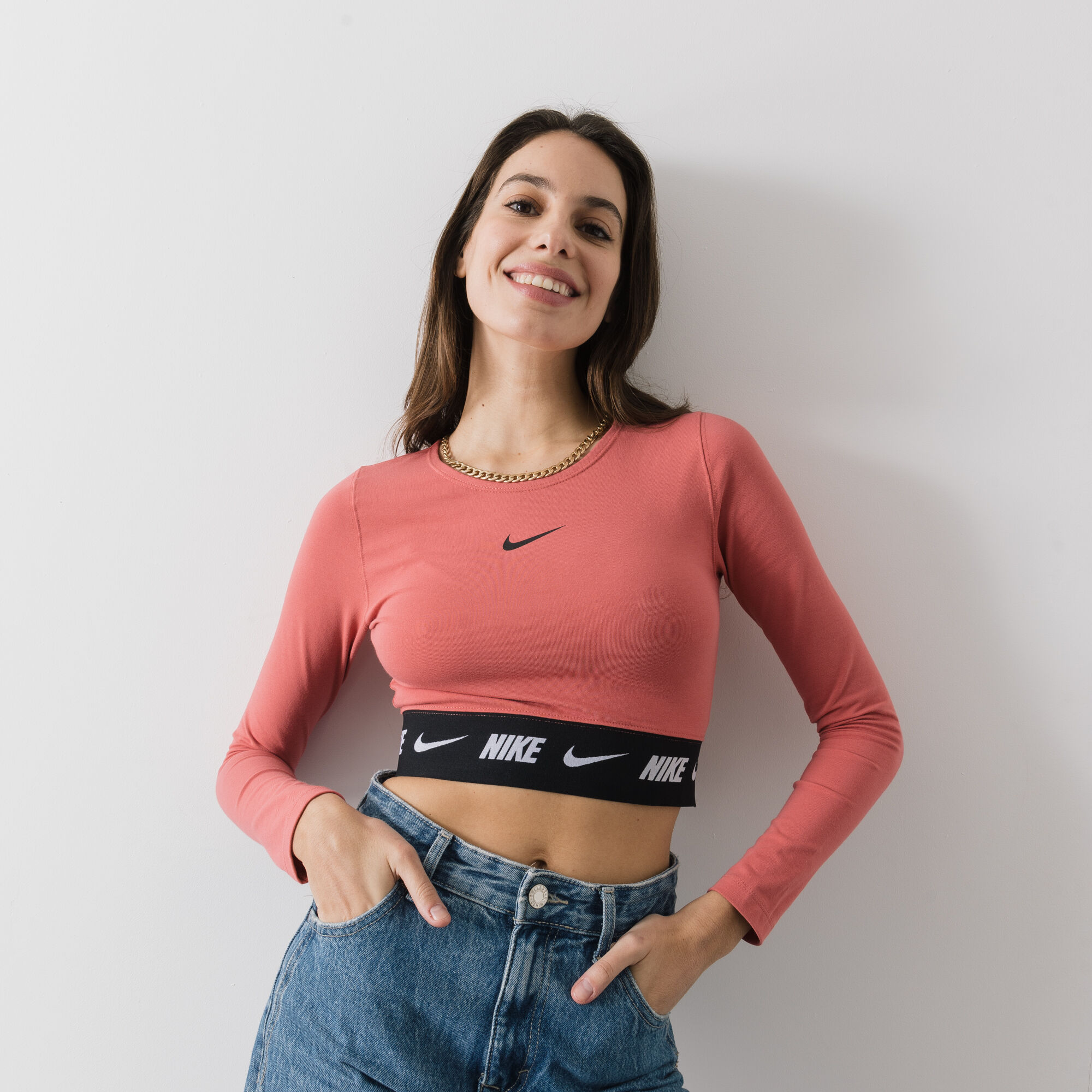 Tee shirts NIKE FEMME ROSE Collections 2024 Courir