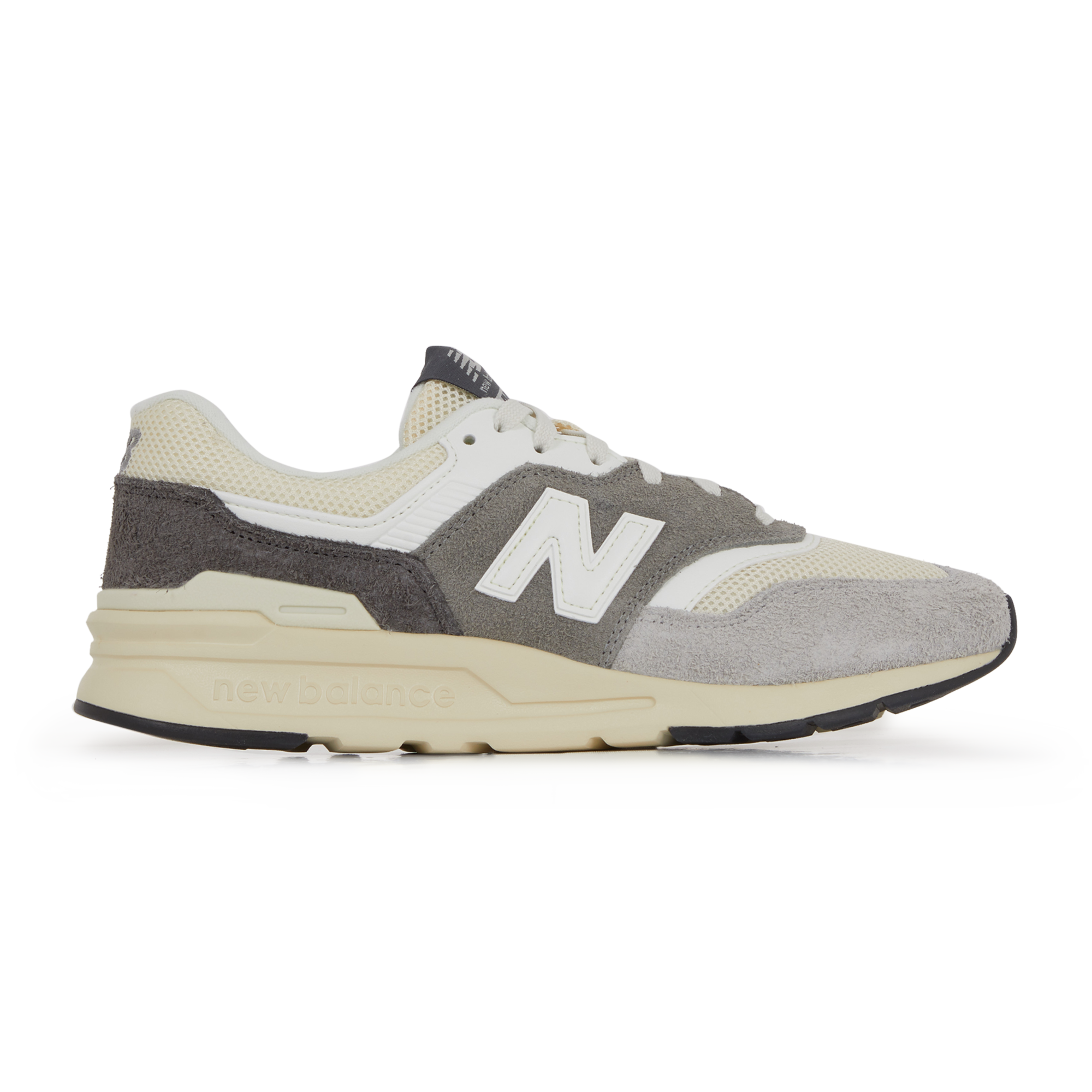 new balance 247 courir Cinosural International School