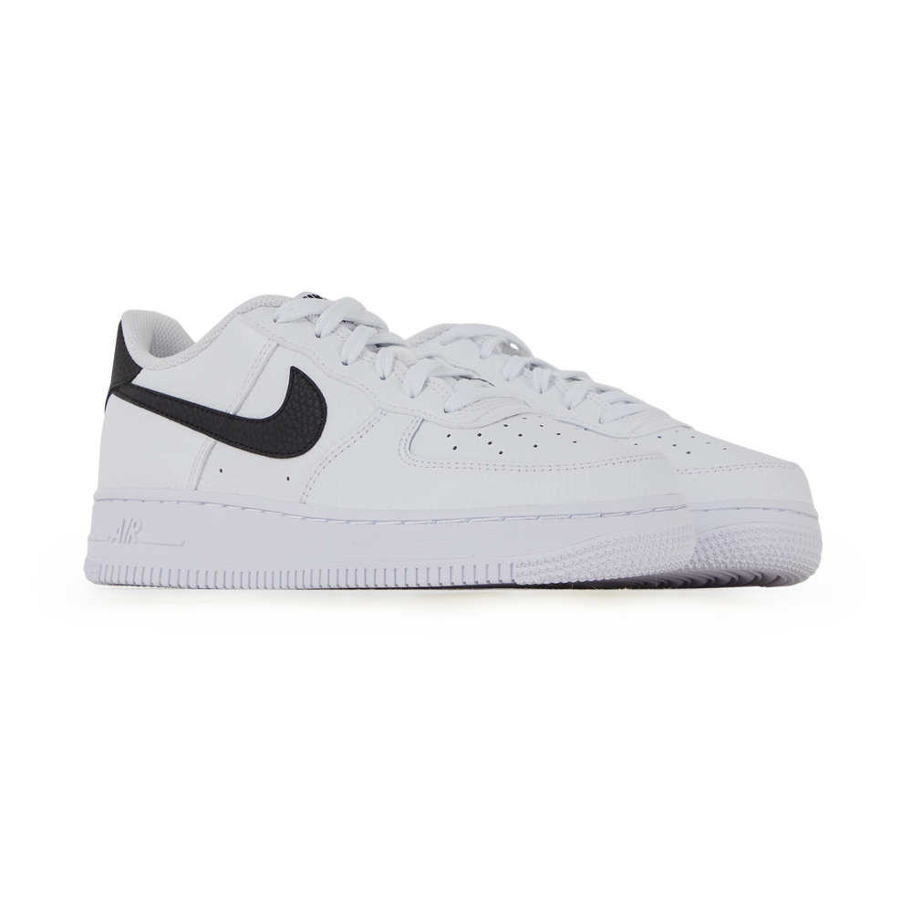 NIKE AIR FORCE 1 LOW SNEAKERS ENFANT BLANC NOIR LACETS Courir