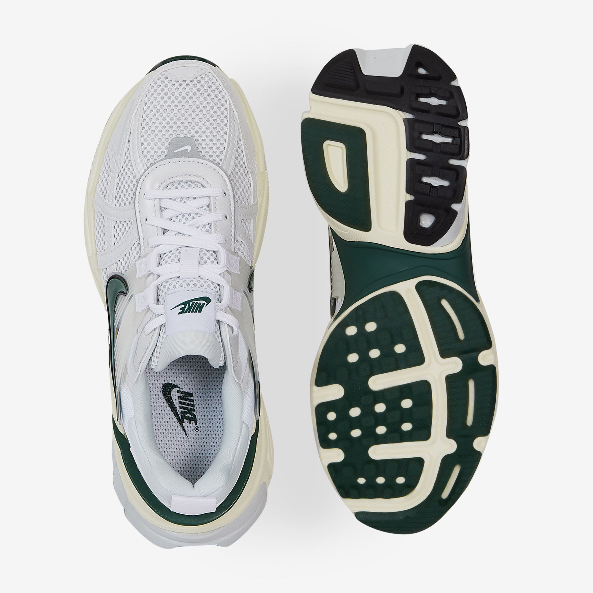 NIKE V2K RUN BLANC VERT WHITE GREEN SNEAKERS WOMEN Courir