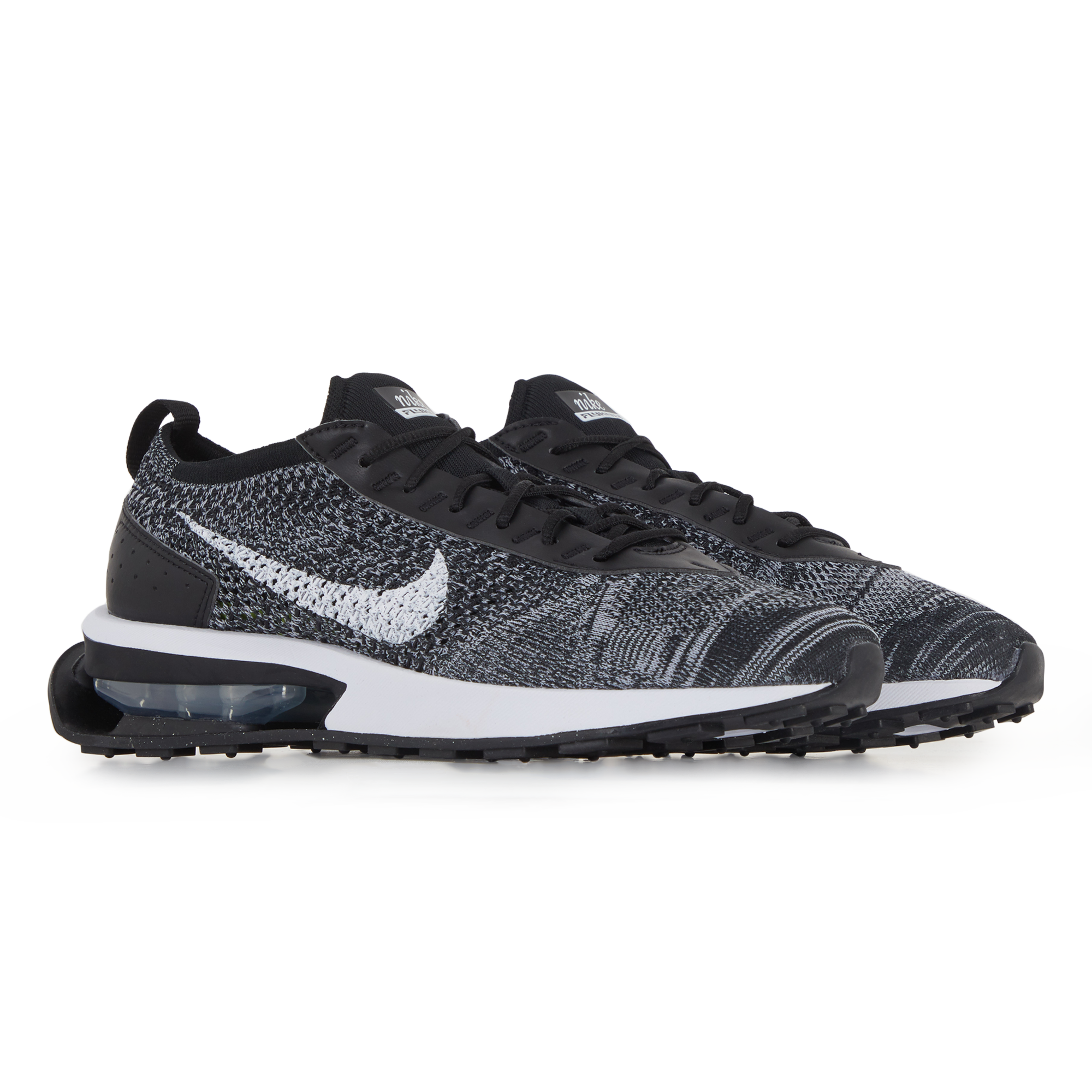 flyknit racer vs trainer