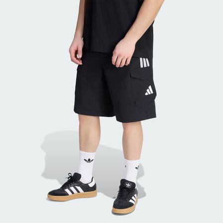 ADIDAS PERFORMANCE SHORT M&Eacute;CANICIENS MERCEDES - AMG PETRONAS FORMULA 1 TEAM Black / Grey Two HOMME