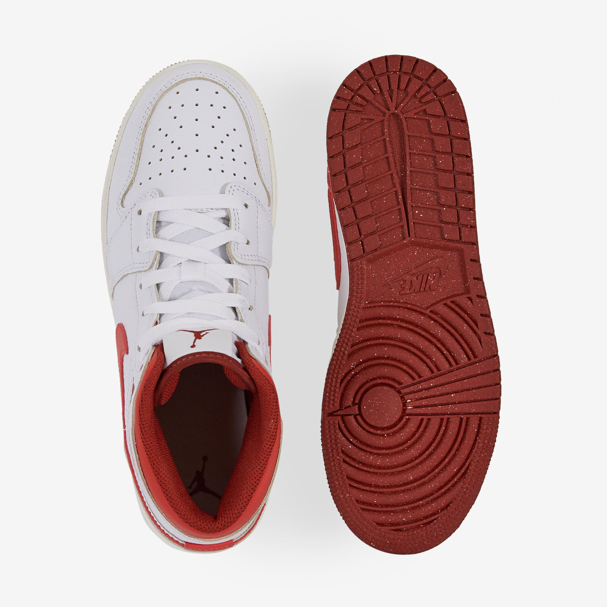 JORDAN AIR JORDAN 1 MID SNEAKERS ENFANT BLANC ROUGE LACETS Courir