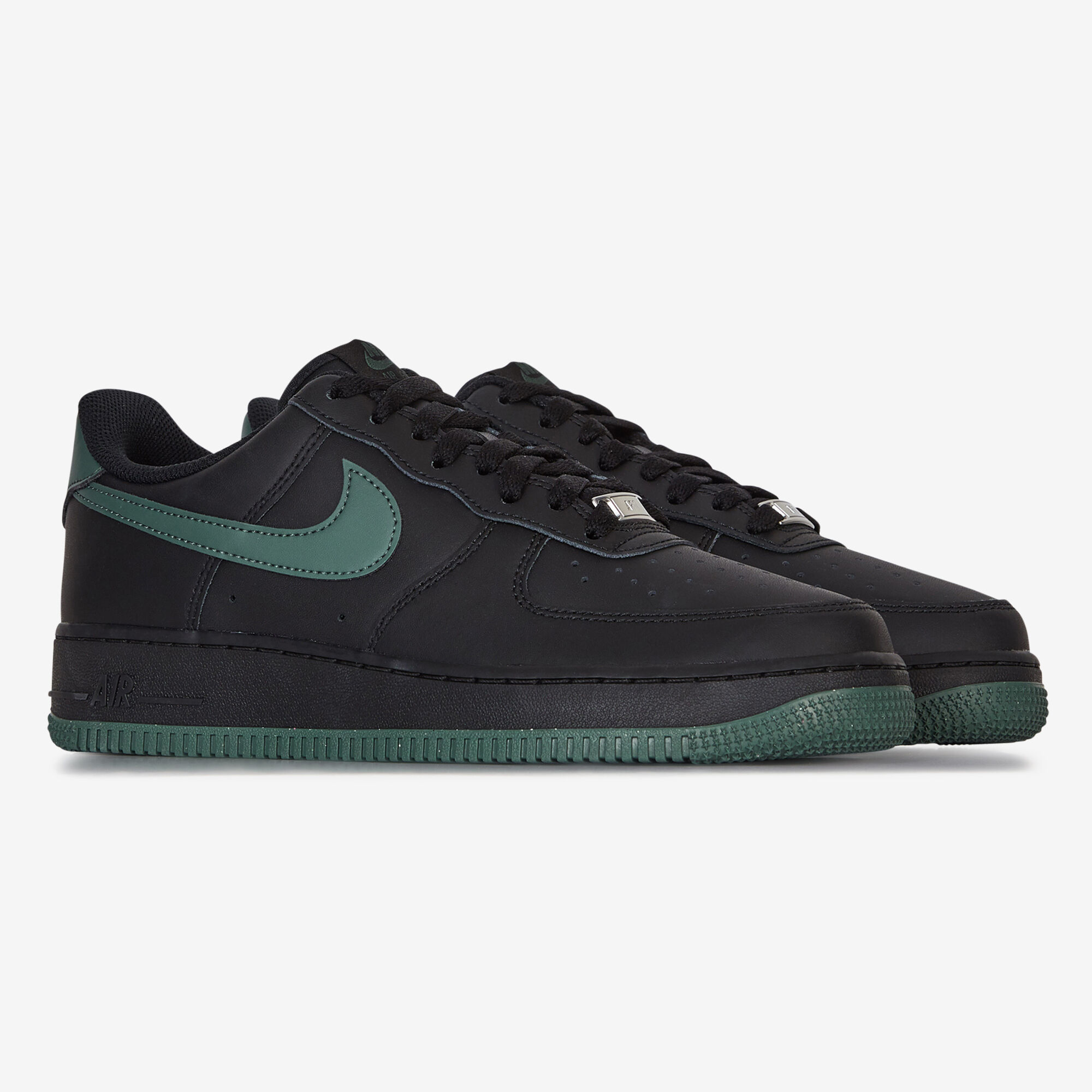 NIKE AIR FORCE 1 LOW SNEAKERS HOMME NOIR VERT LACETS Courir