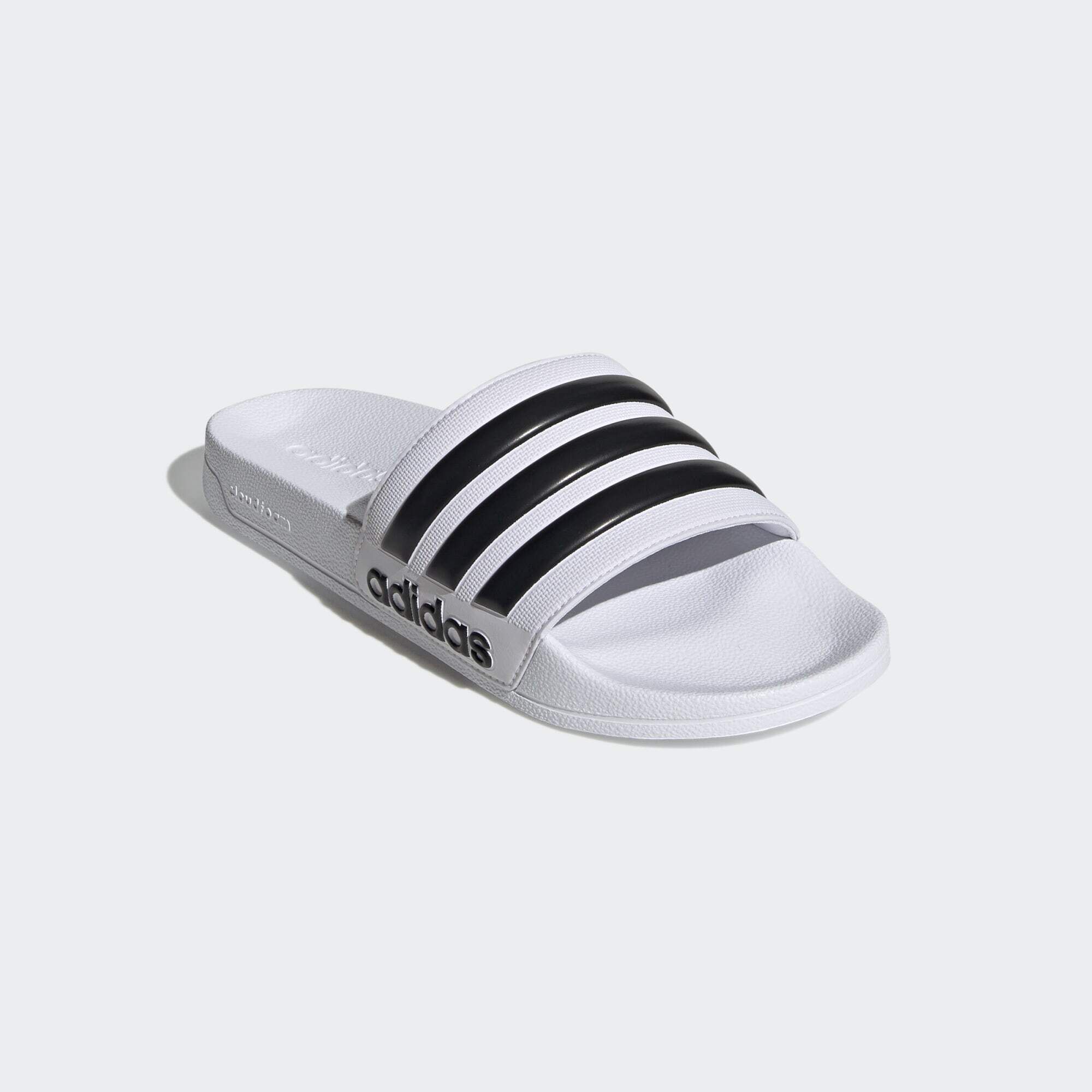 Claquette adidas blanche et noir best sale