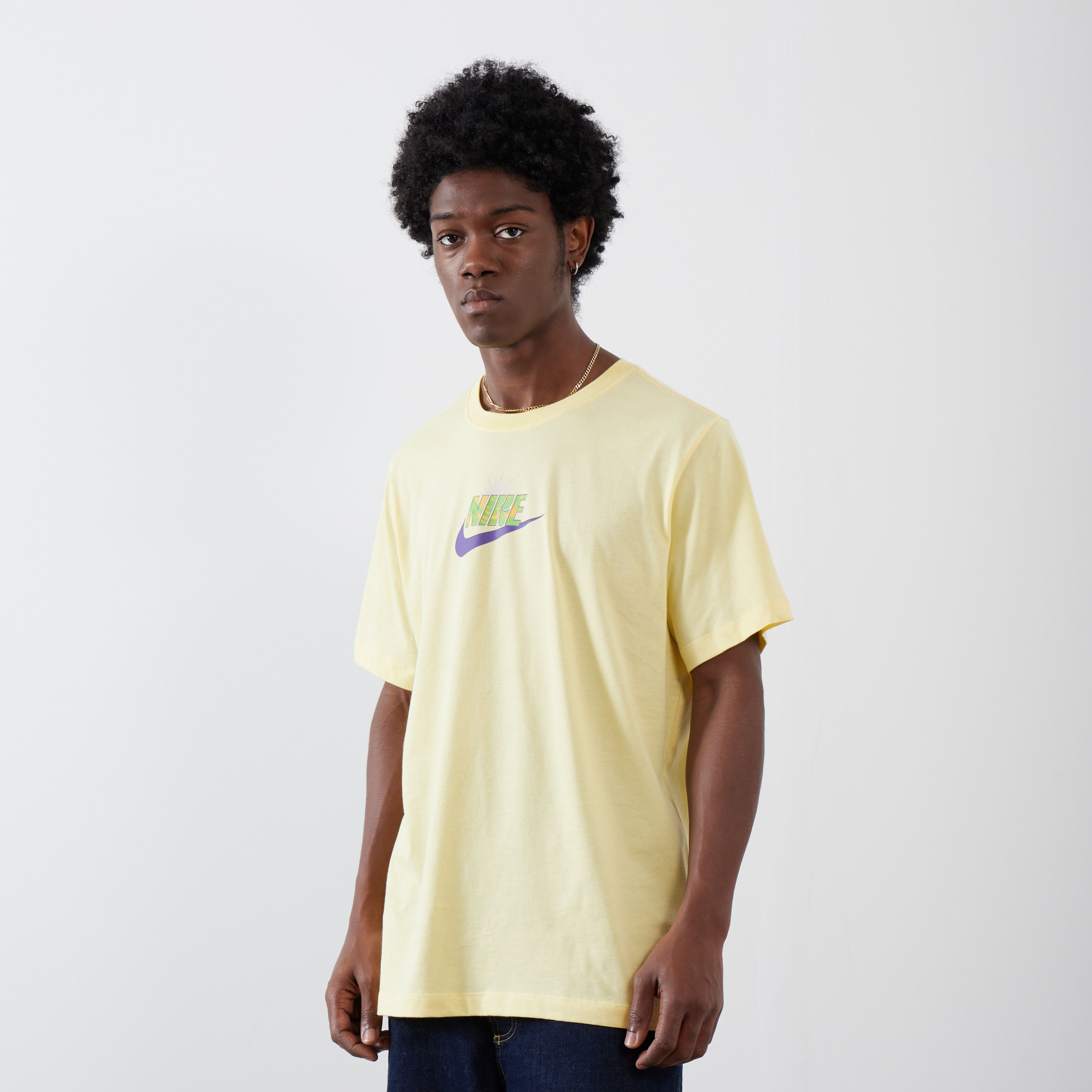 Tee shirts NIKE HOMME JAUNE Collections 2024 Courir