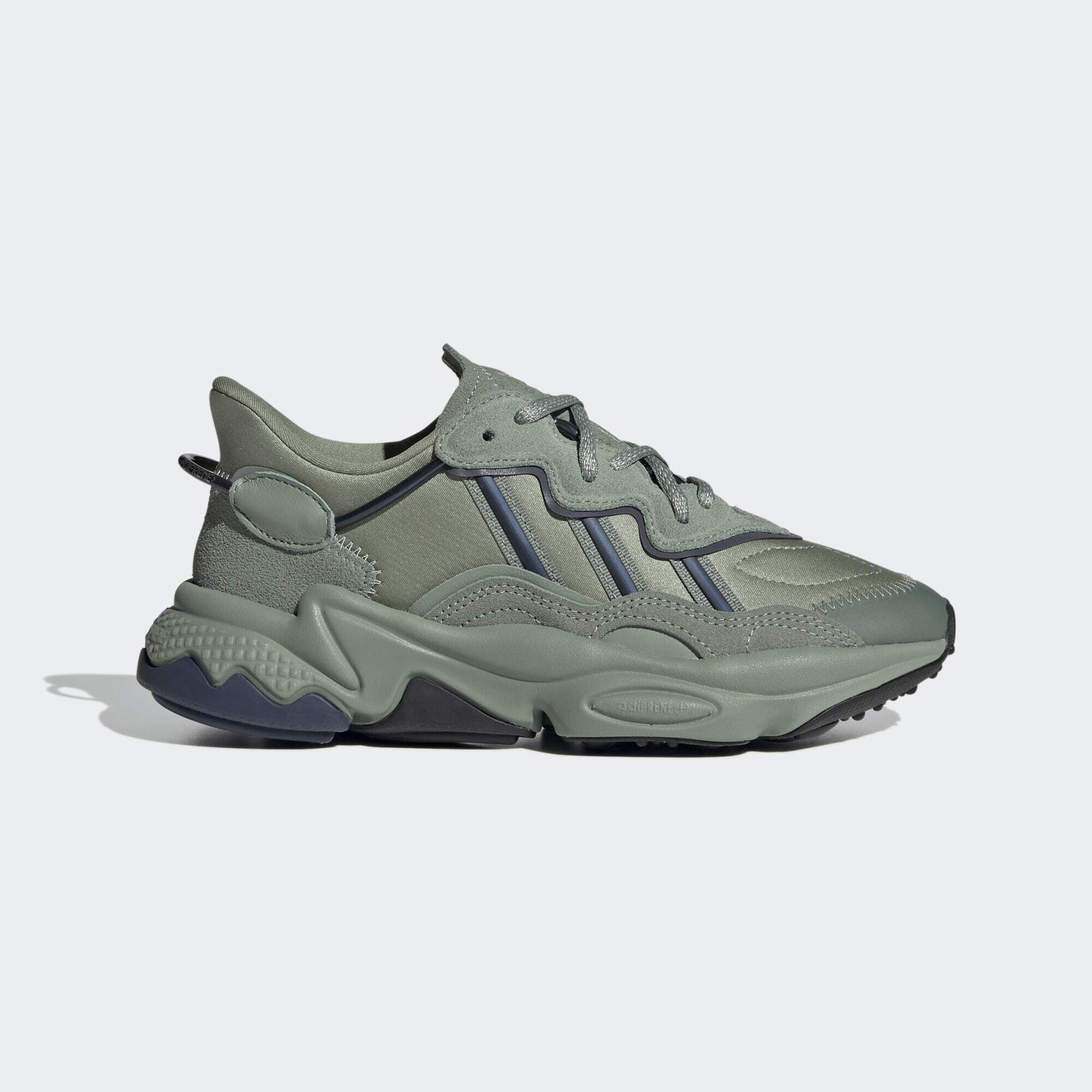 Black & hot sale green ozweego shoes