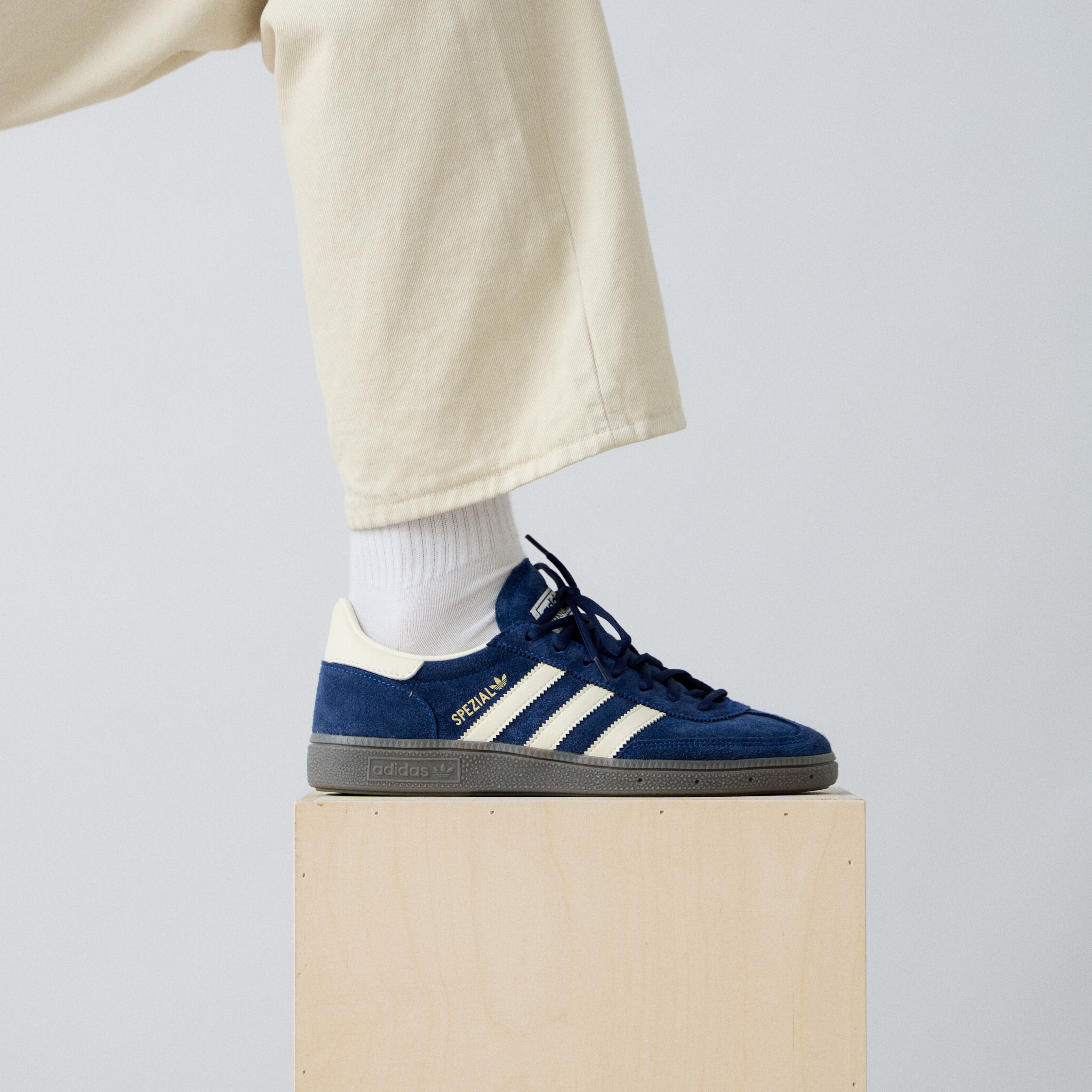 Adidas navy spezial on sale