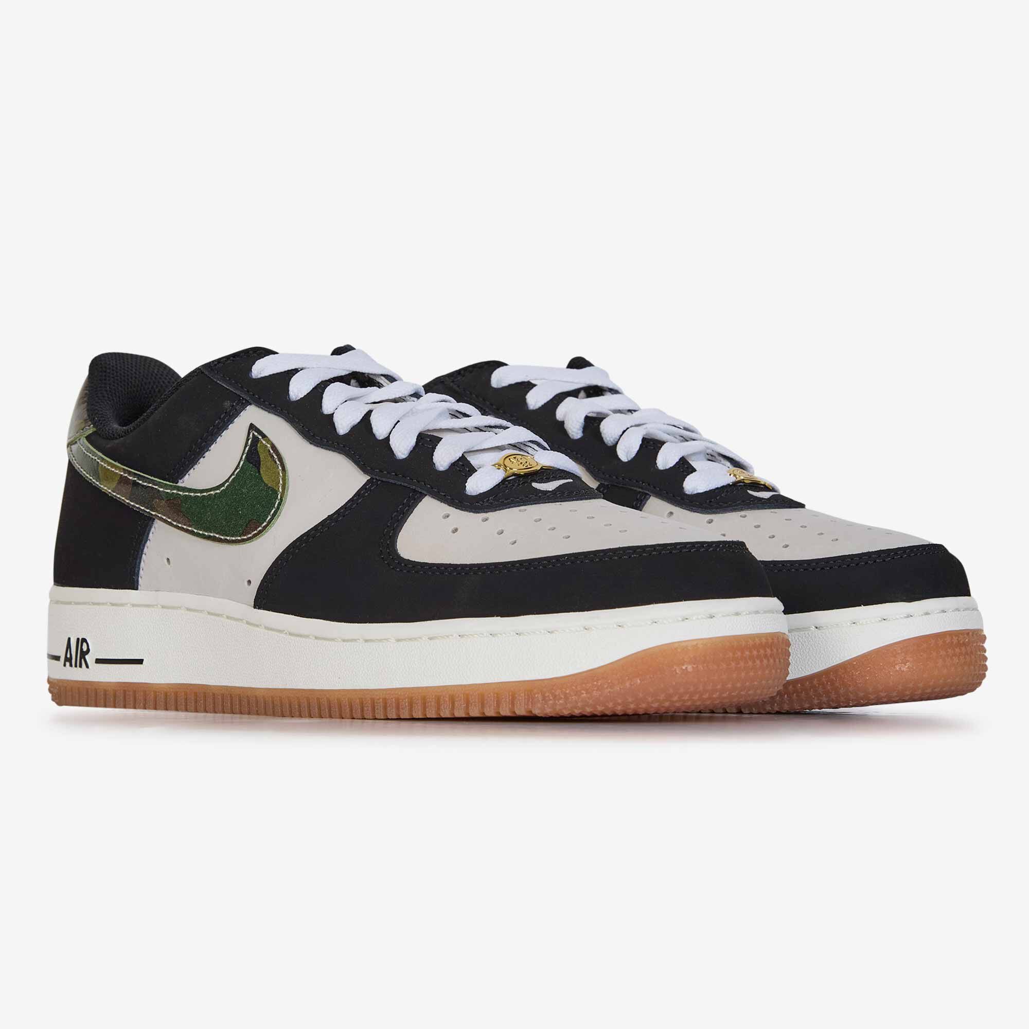 NIKE/AIR FORCE 1 LOW/Black×Khaki NIKE AIR FORCE 1 LOW BLACK/KHAKI - SNEAKERS MEN | Courir.com