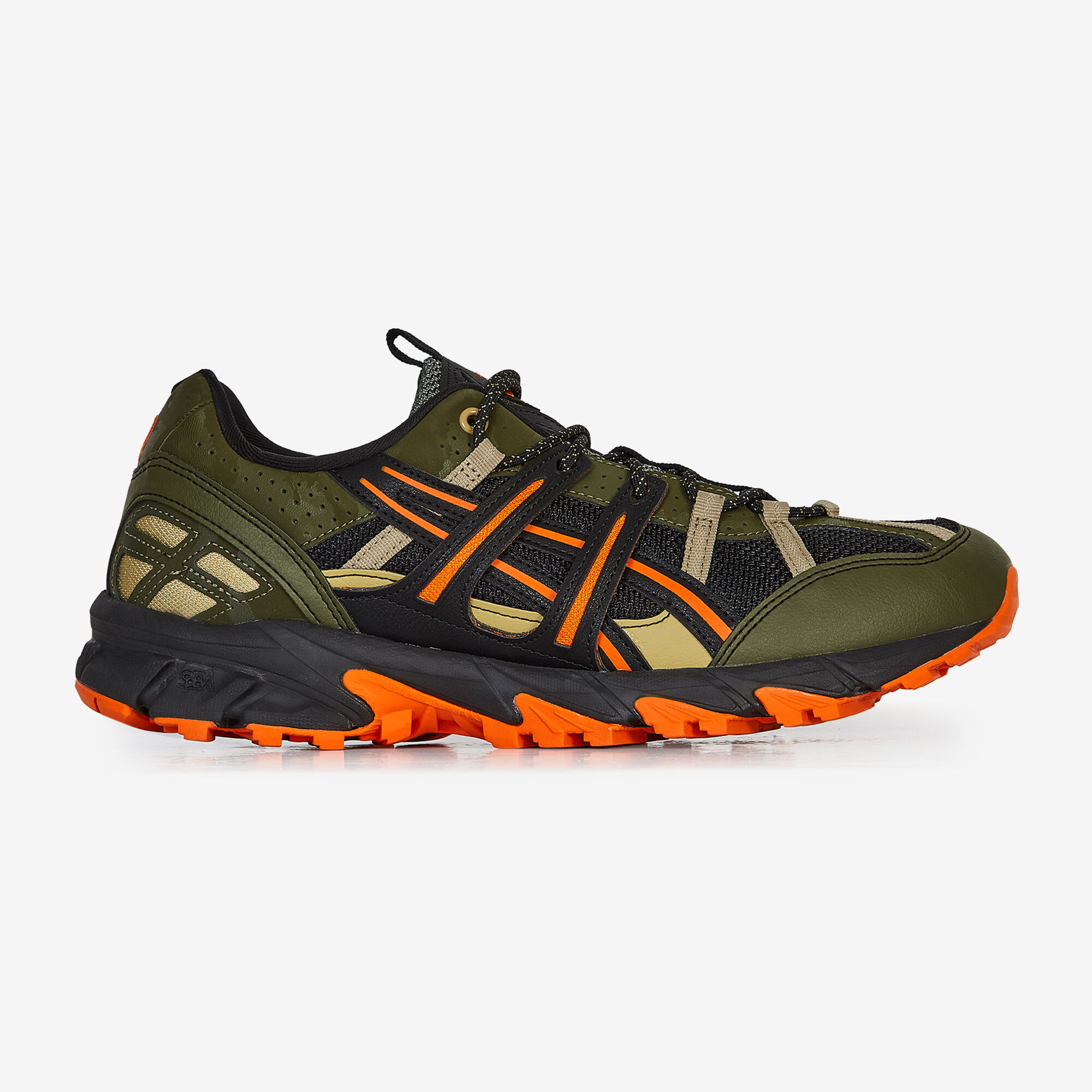 Baskets Vetements Streetwear ASICS KAKI pour HOMME Collections 2024 Courir