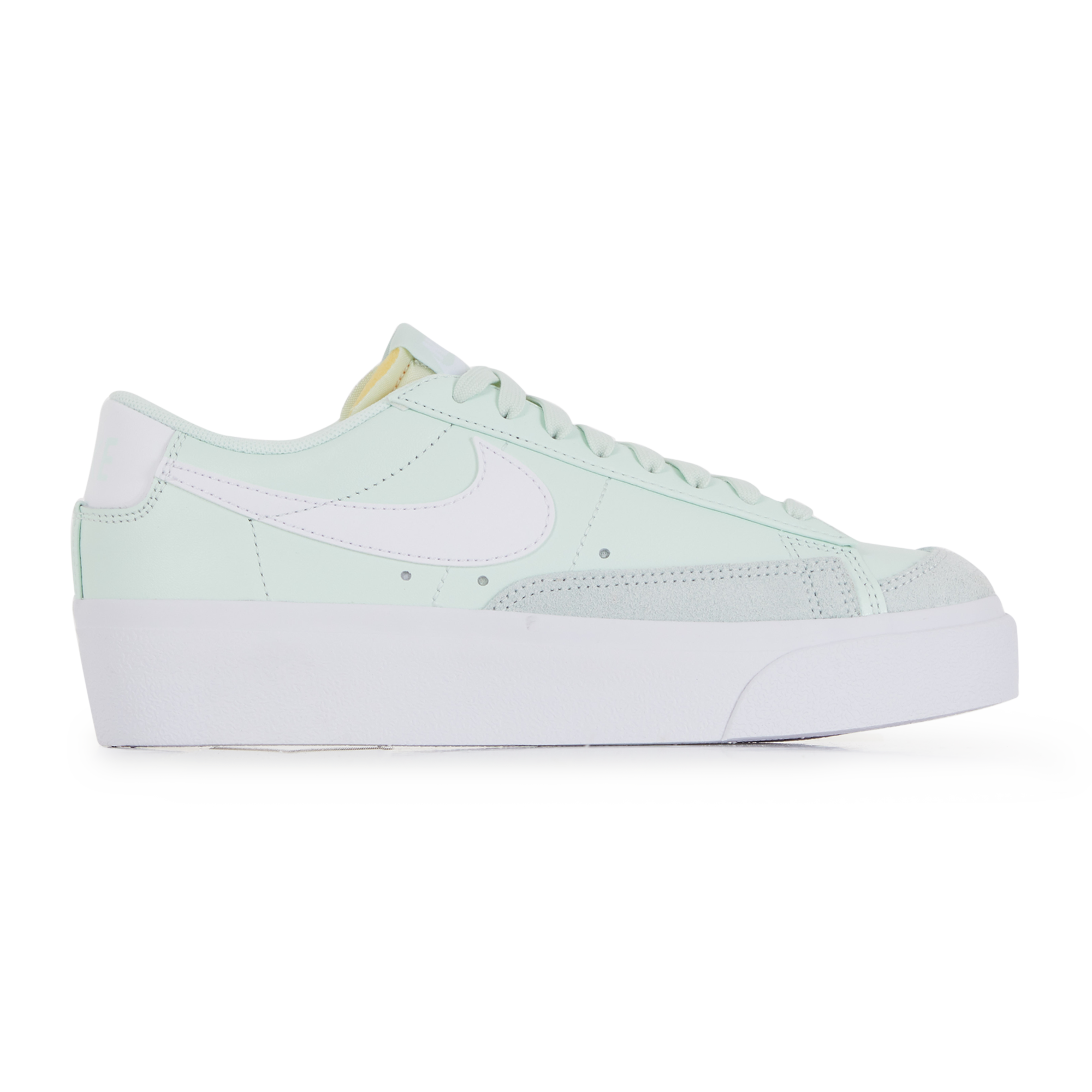 nike white sneakers platform