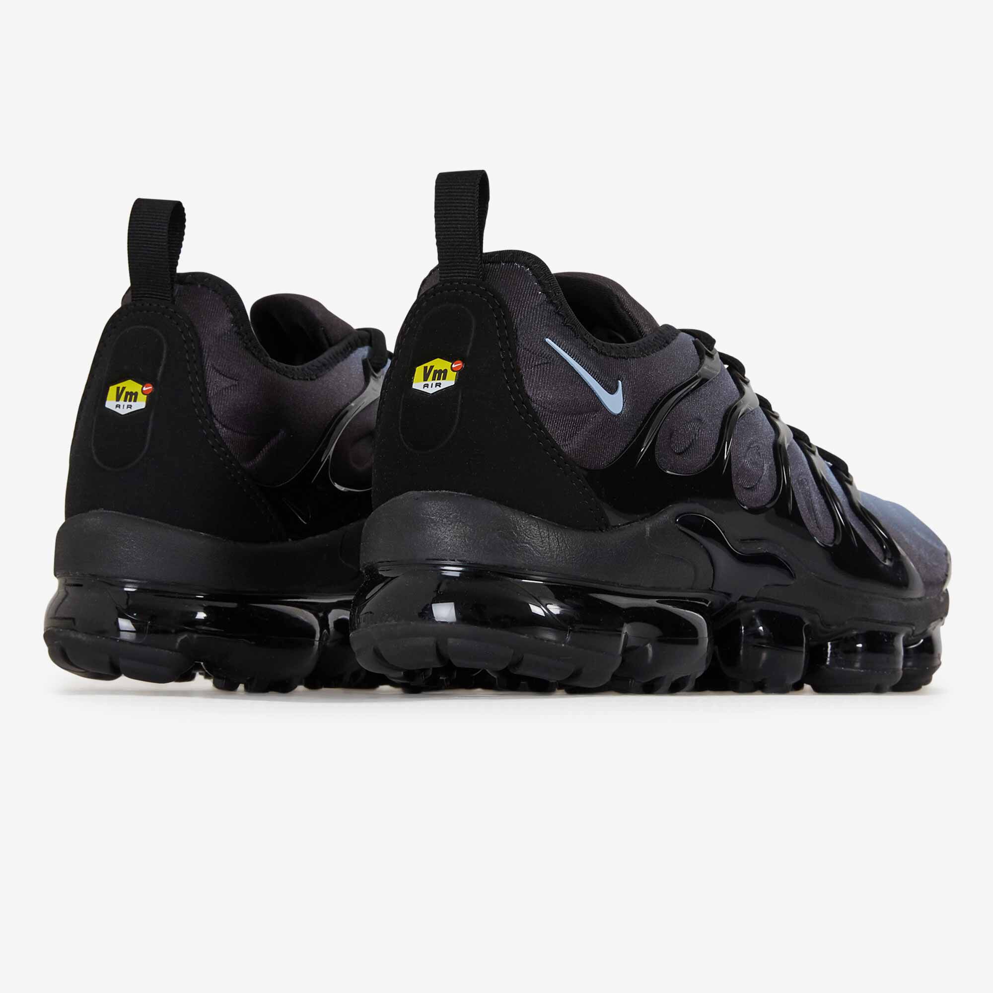 Vapormax prix shop courir