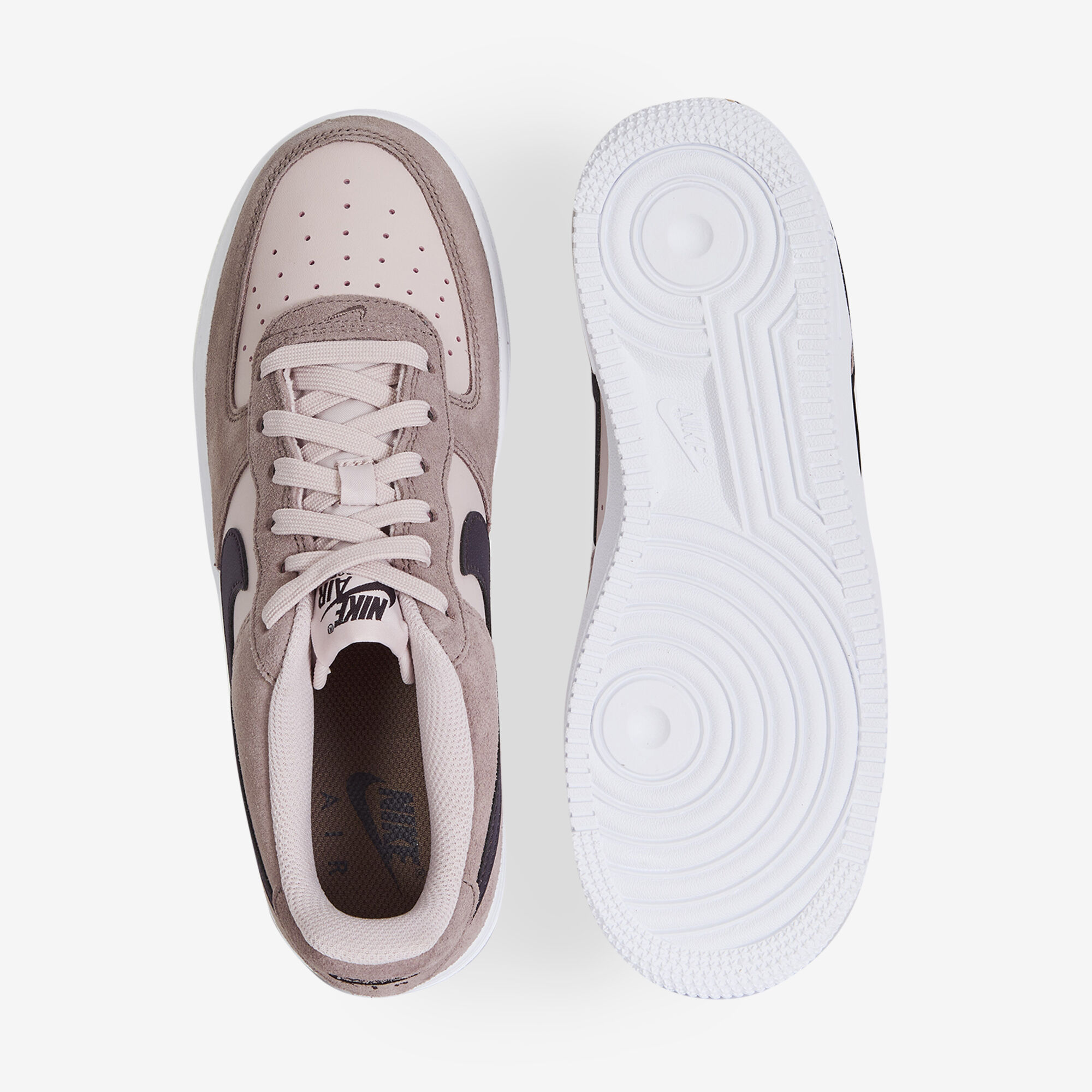 Air Force 1 Low Suede - vue 3