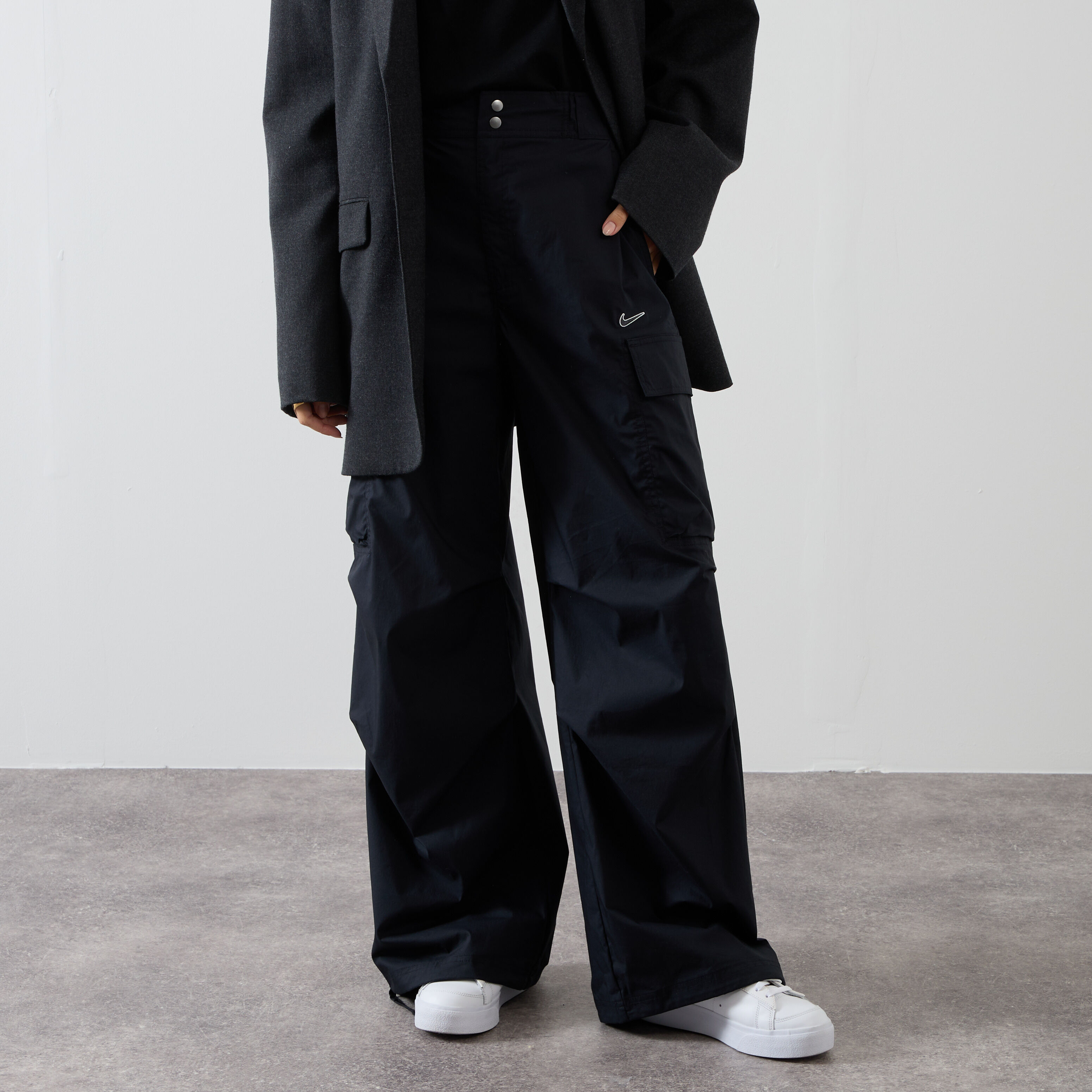 Nike sales streetwear pants