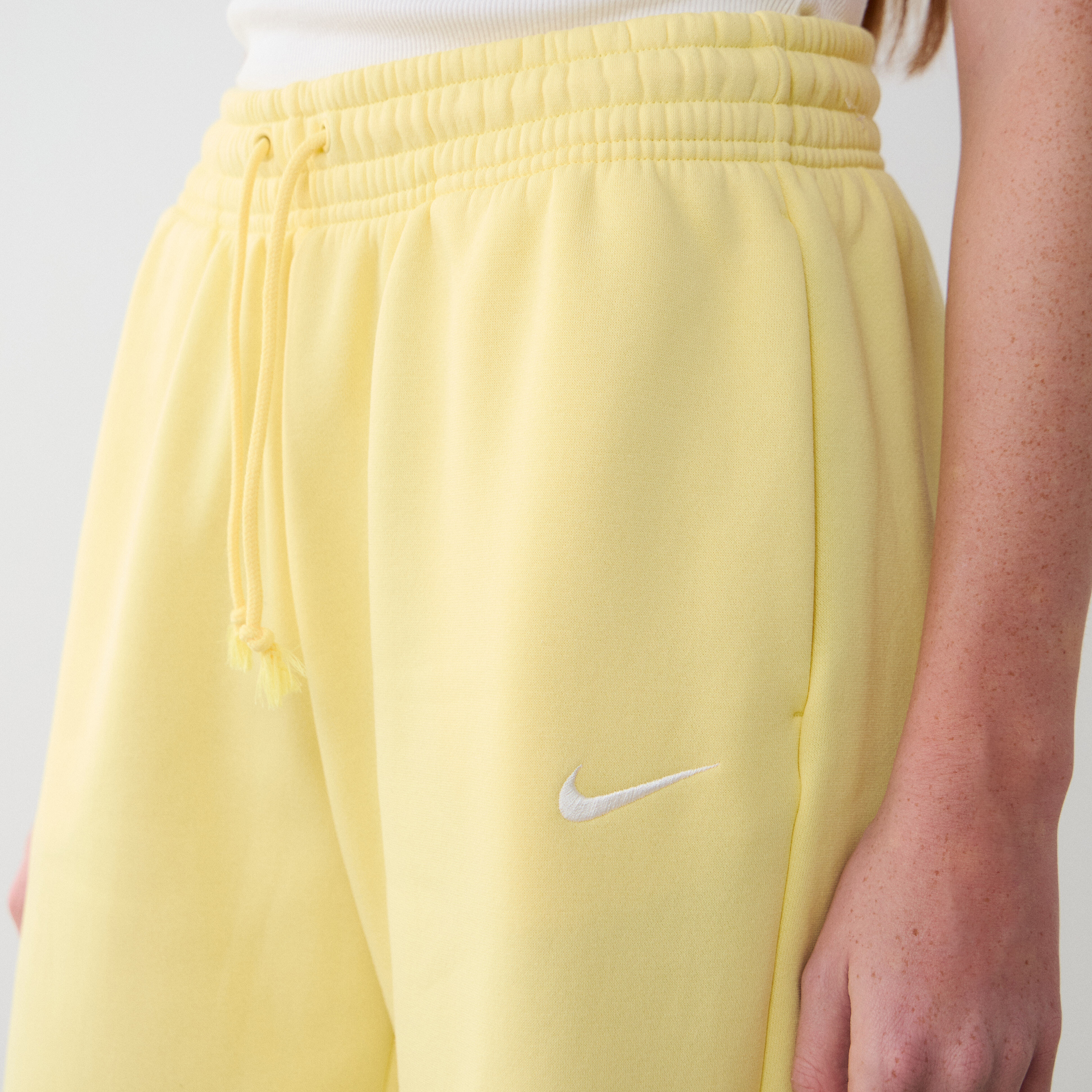 Nike Jaune Jogging Nike Femme Pastel NIKE PANT JOGGER - Main Image