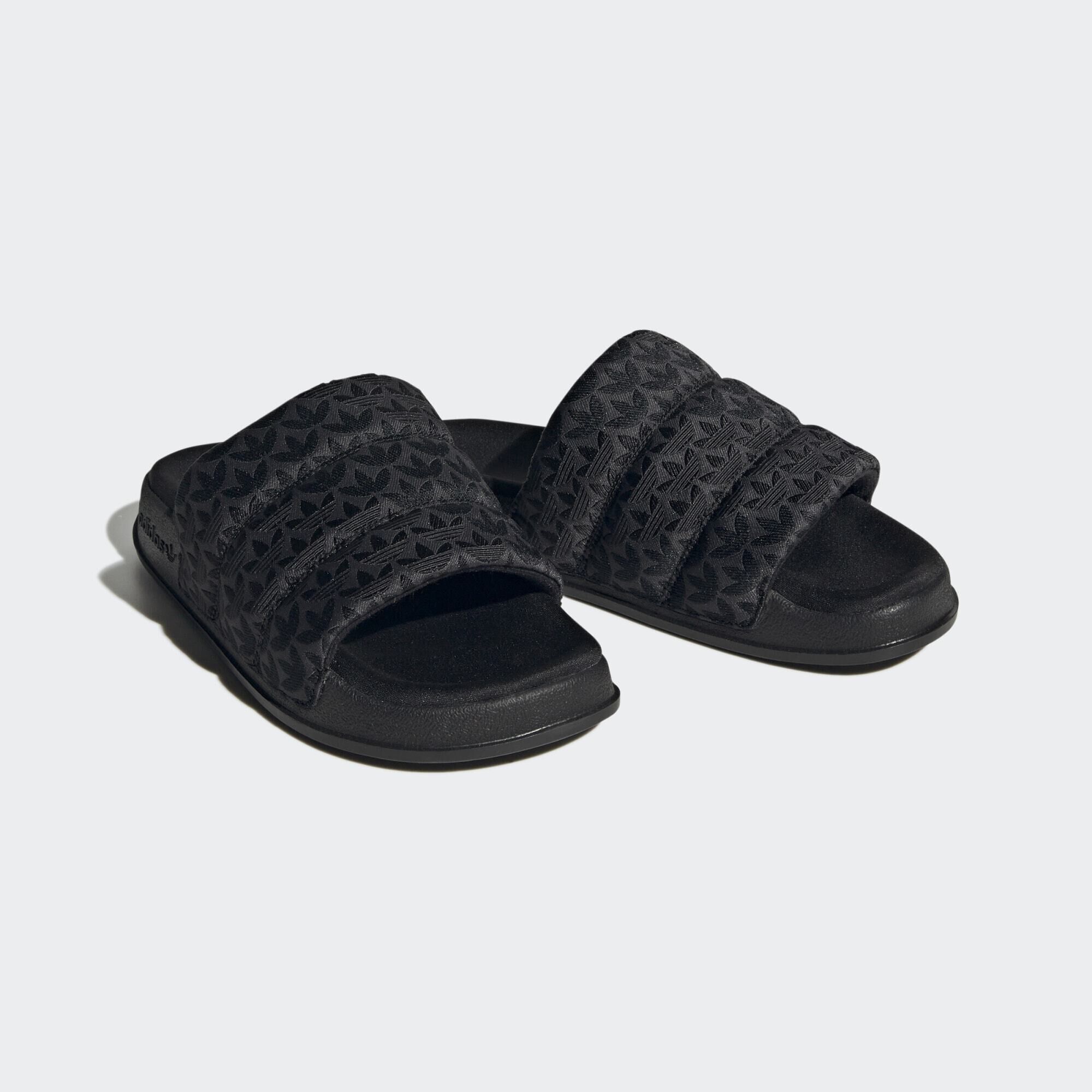 Courir clearance claquette lacoste