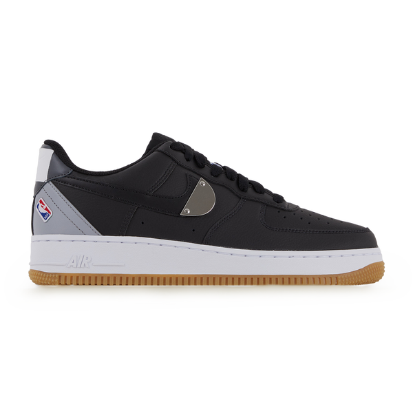 NIKE AIR FORCE 1 LOW NBA Noir | Courir.com NIKE AIR FORCE 1 LOW NBA Noir | Courir.com