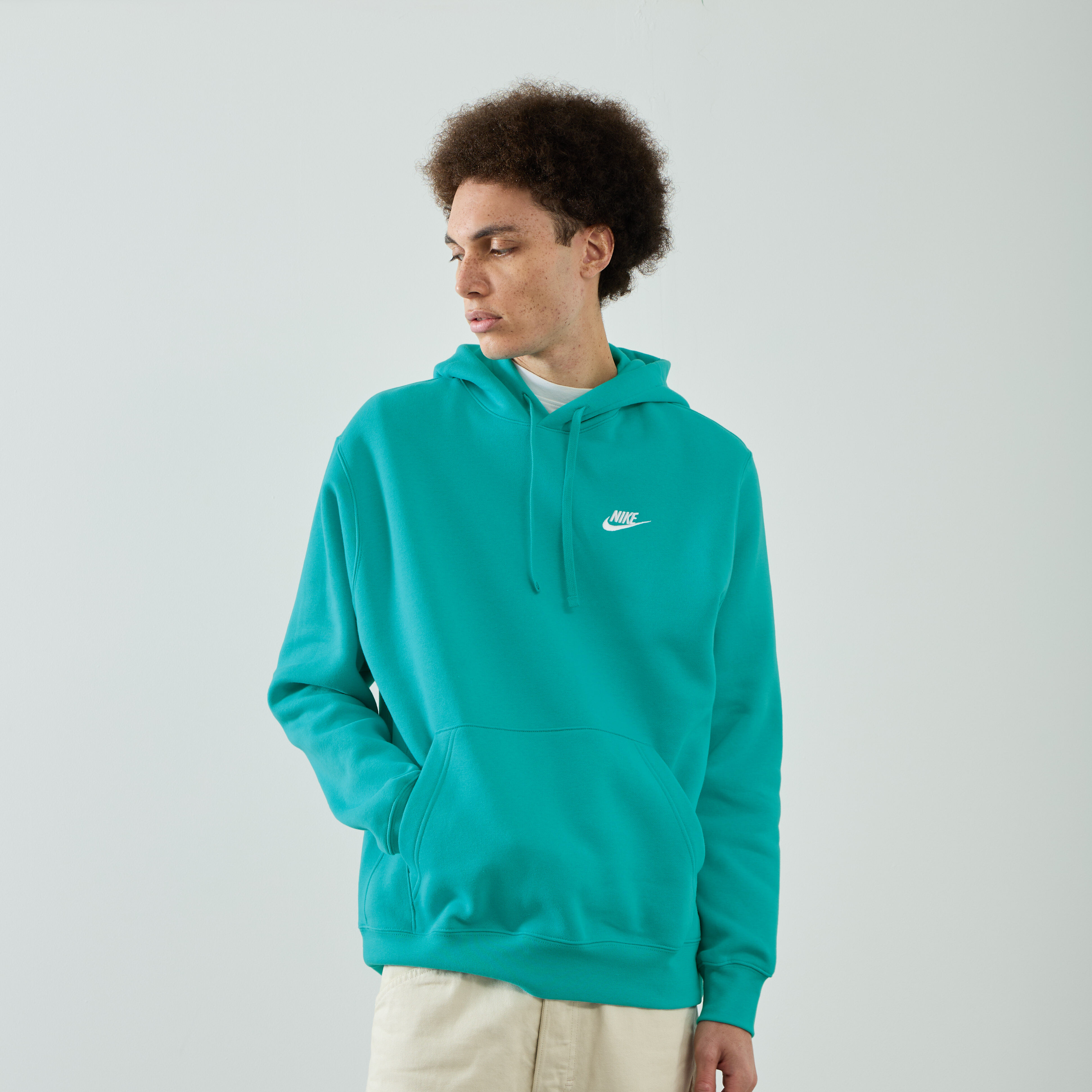 Nike hoodie club small logo 2025