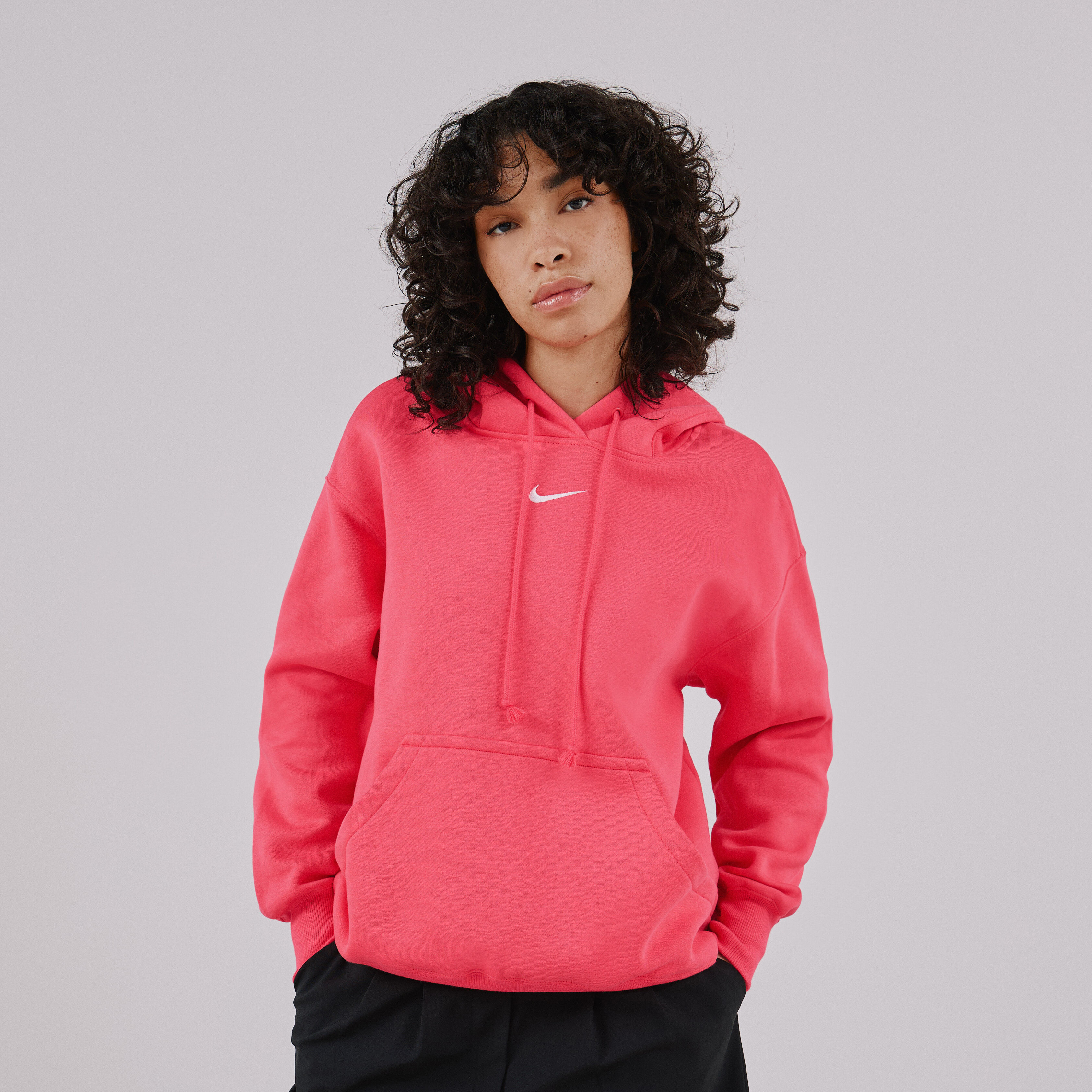 Nike hoodie long deals