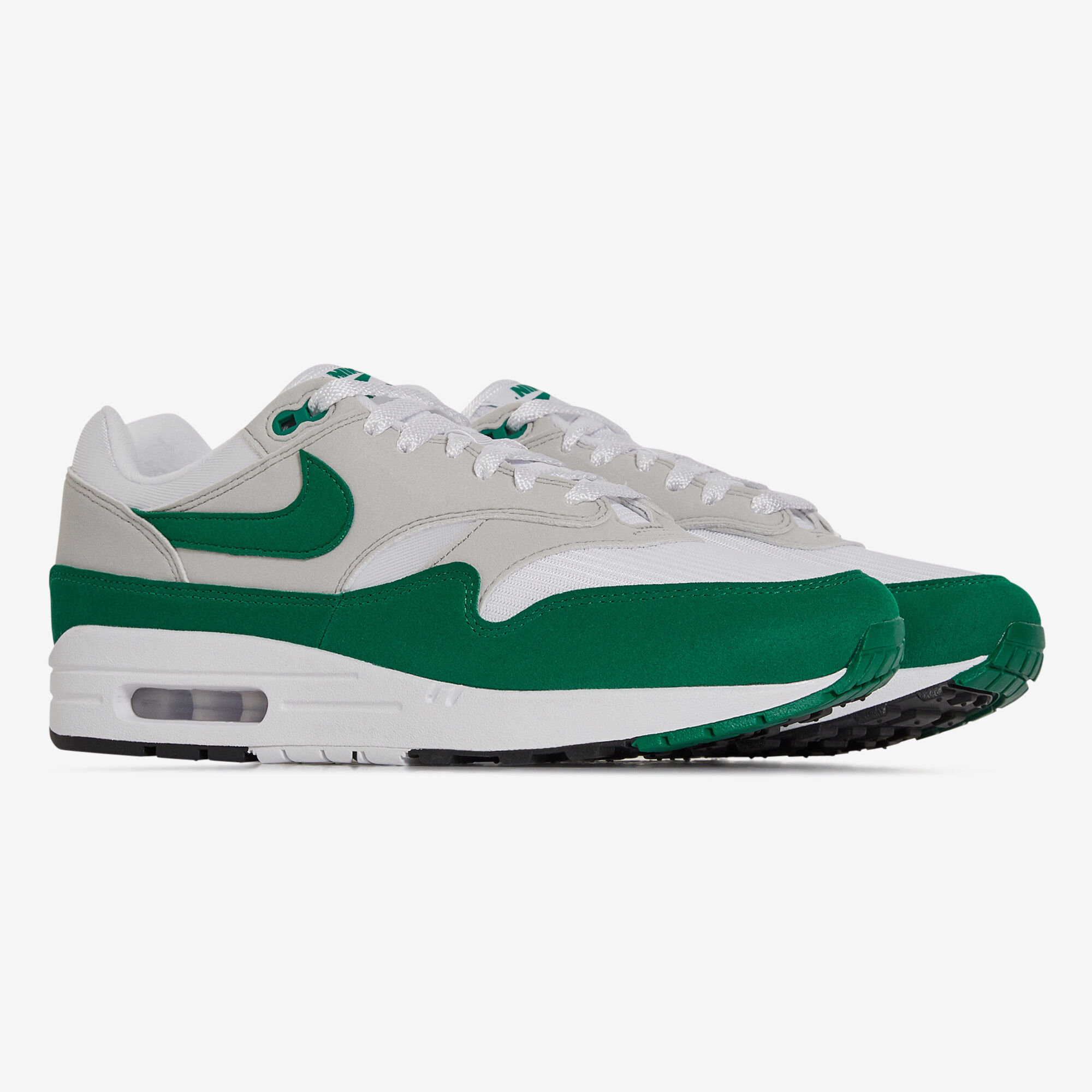 Nike AIR MAX Sneakers Baskets Streatwear Courir