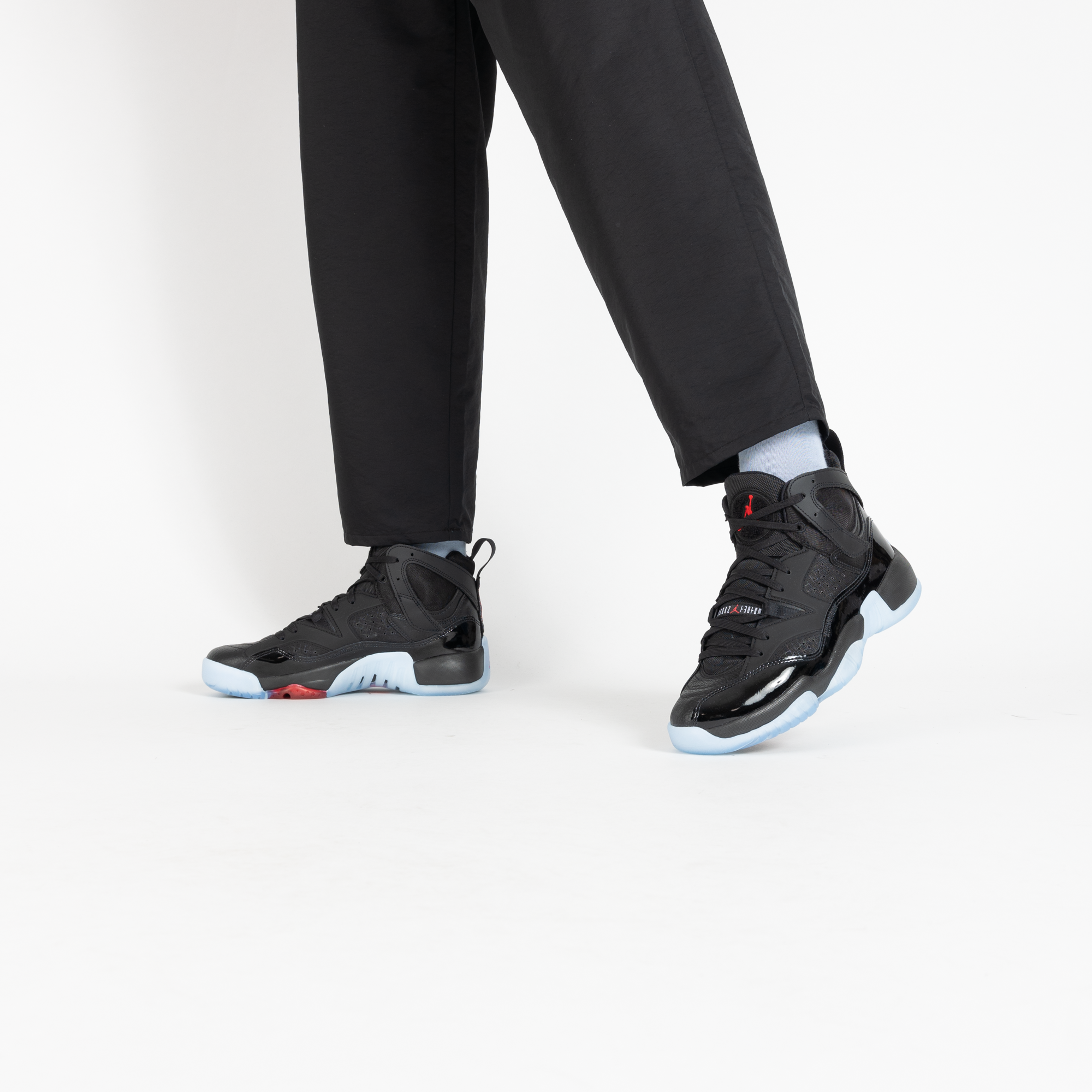 jordan jumpman two trey noir