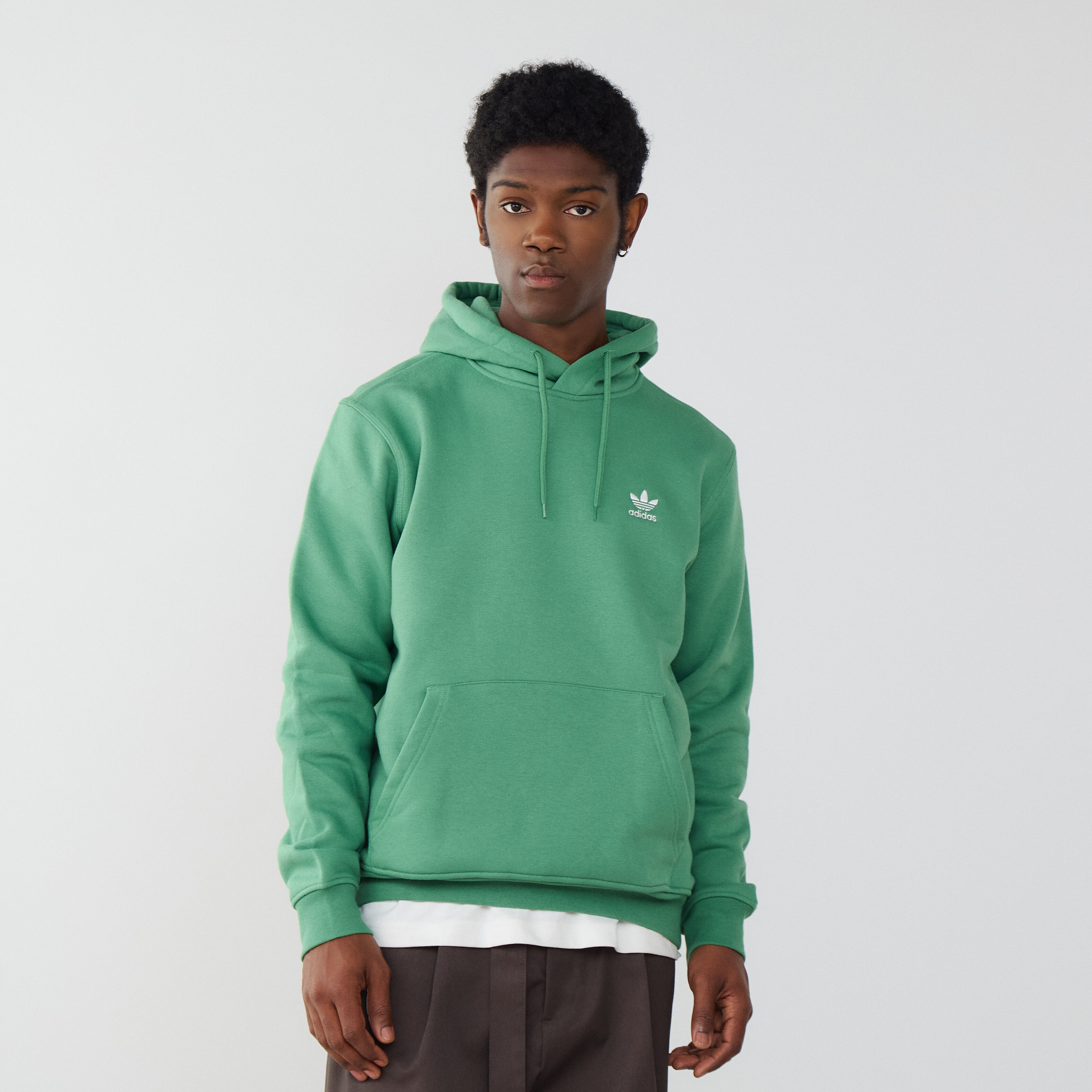 ADIDAS ORIGINALS HOODIE ESSENTIAL TREFOIL GREEN WHITE SWEATSHIRTS MEN Courir