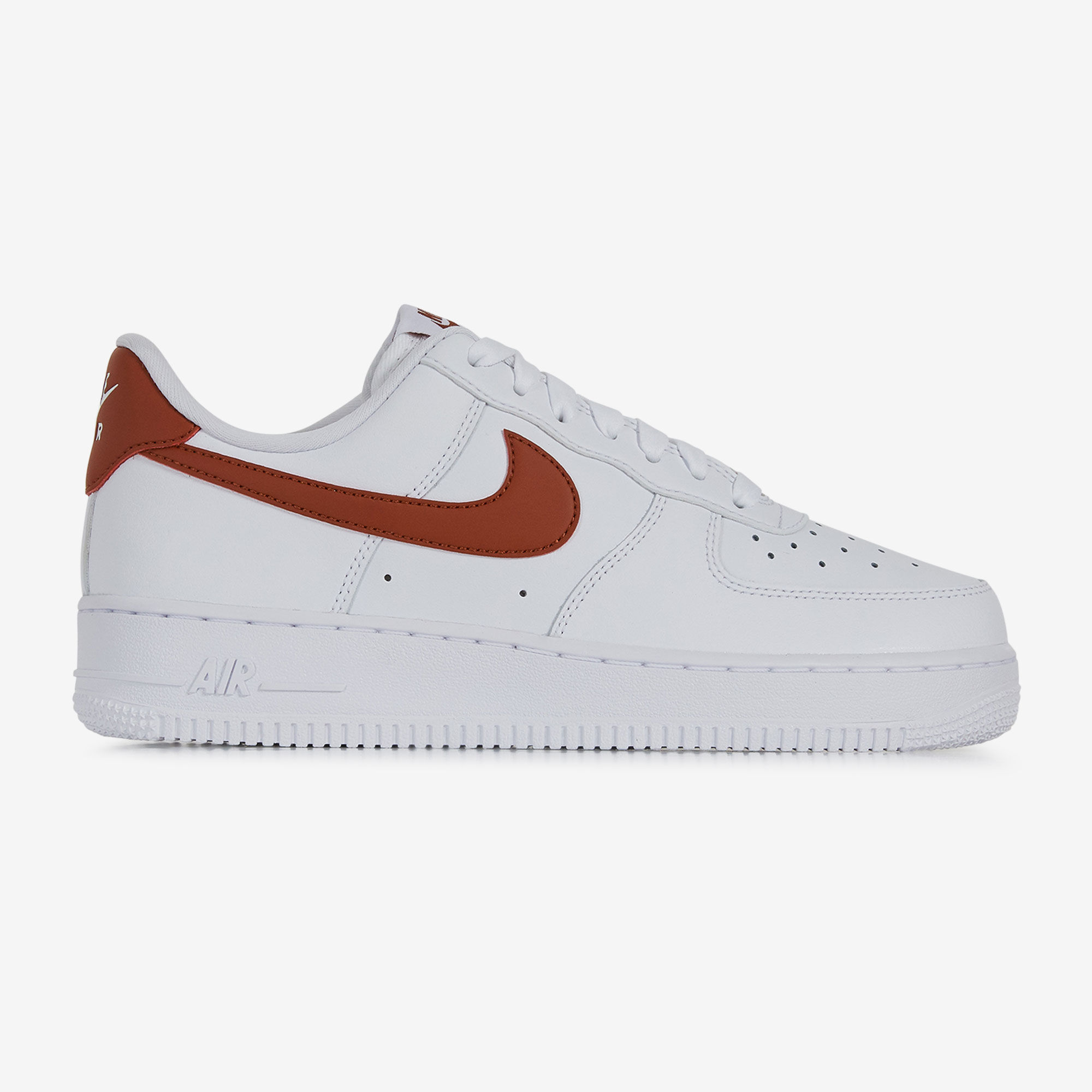 Burgundy and white best sale nike
