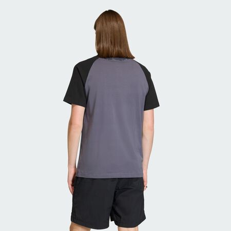 ADIDAS ORIGINALS CHEST STRIPES TEE Aurora Onix / Black MEN