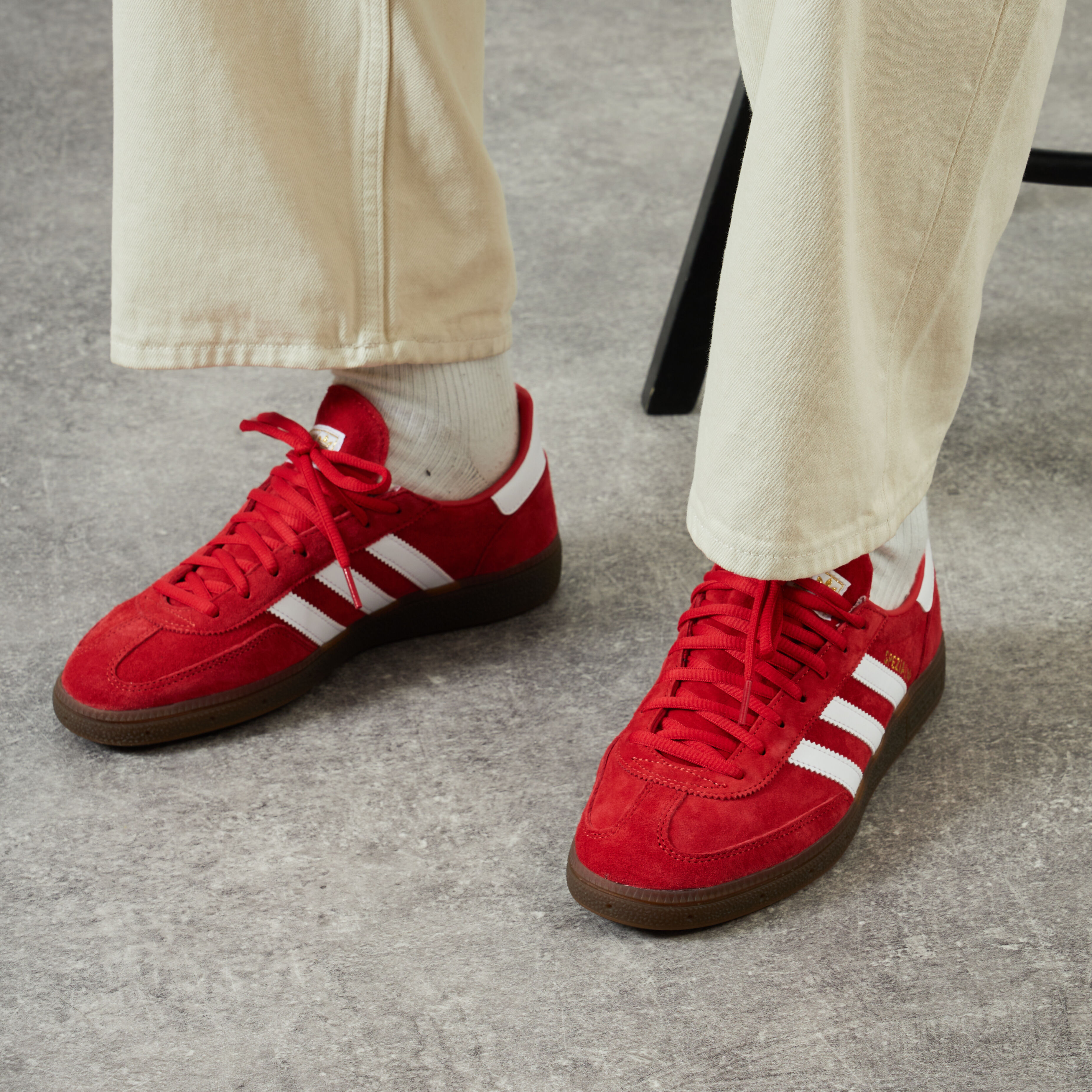 ADIDAS ORIGINALS HANDBALL SPEZIAL RED WHITE SNEAKERS MEN