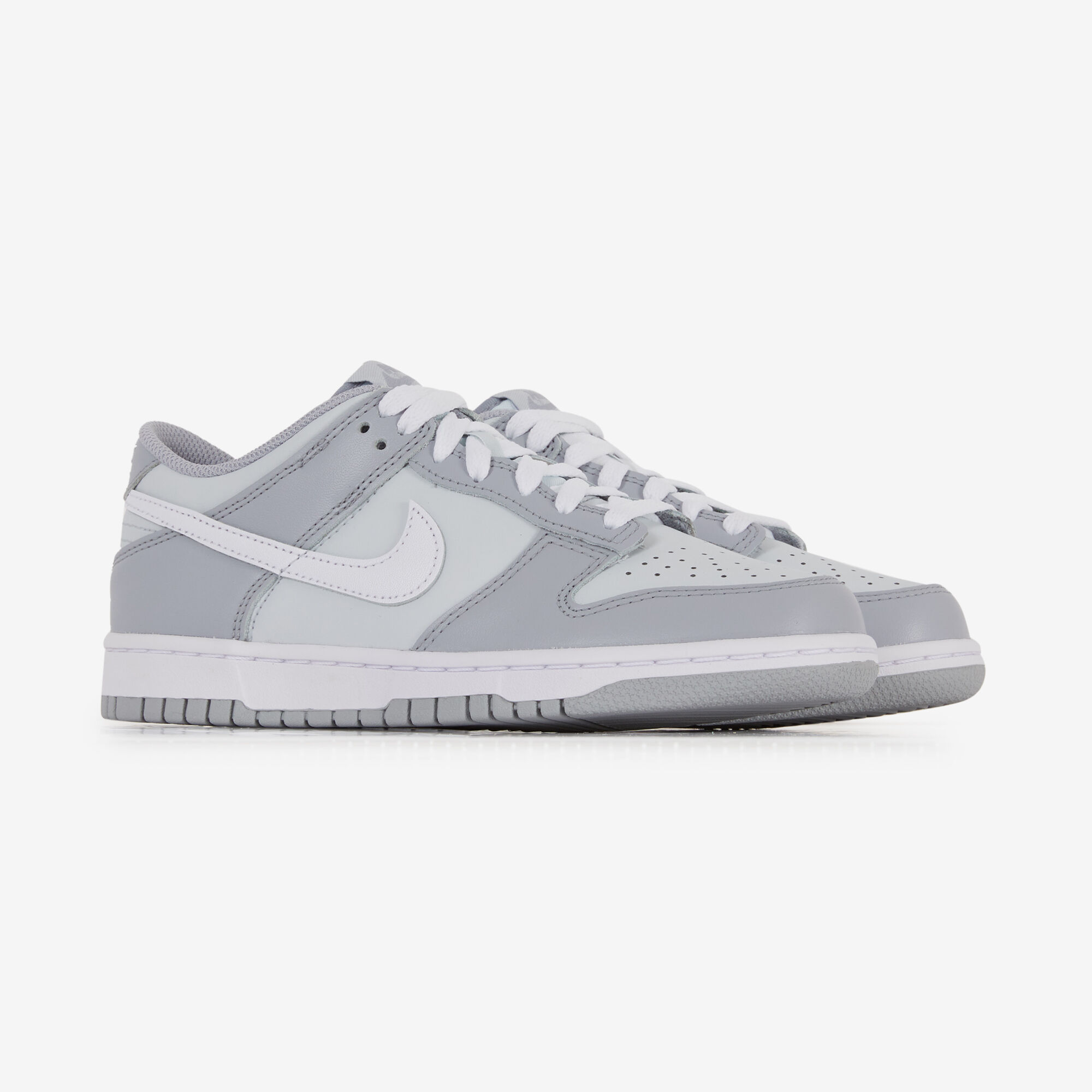 NIKE DUNK LOW TWO TONE GREY GREY SNEAKERS KIDS Courir