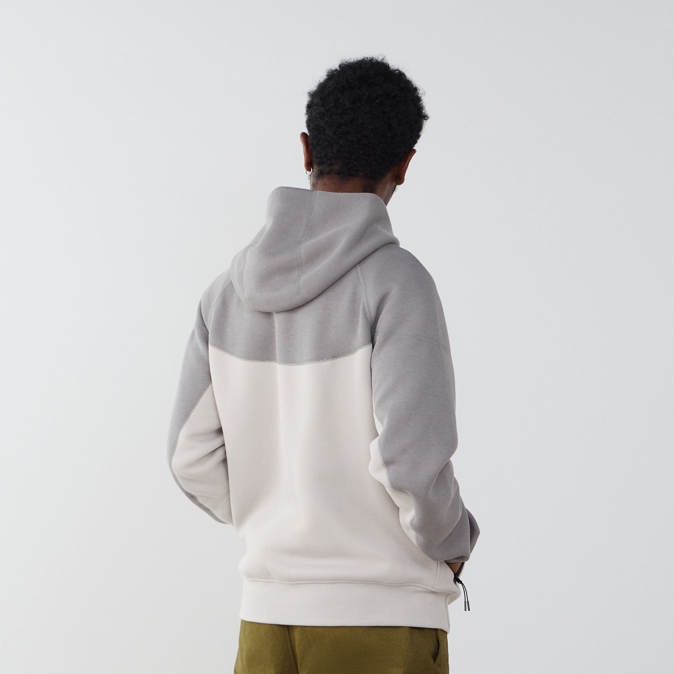 Vestes Blousons Jackets NIKE HOMME GRIS Collections 2024 Courir