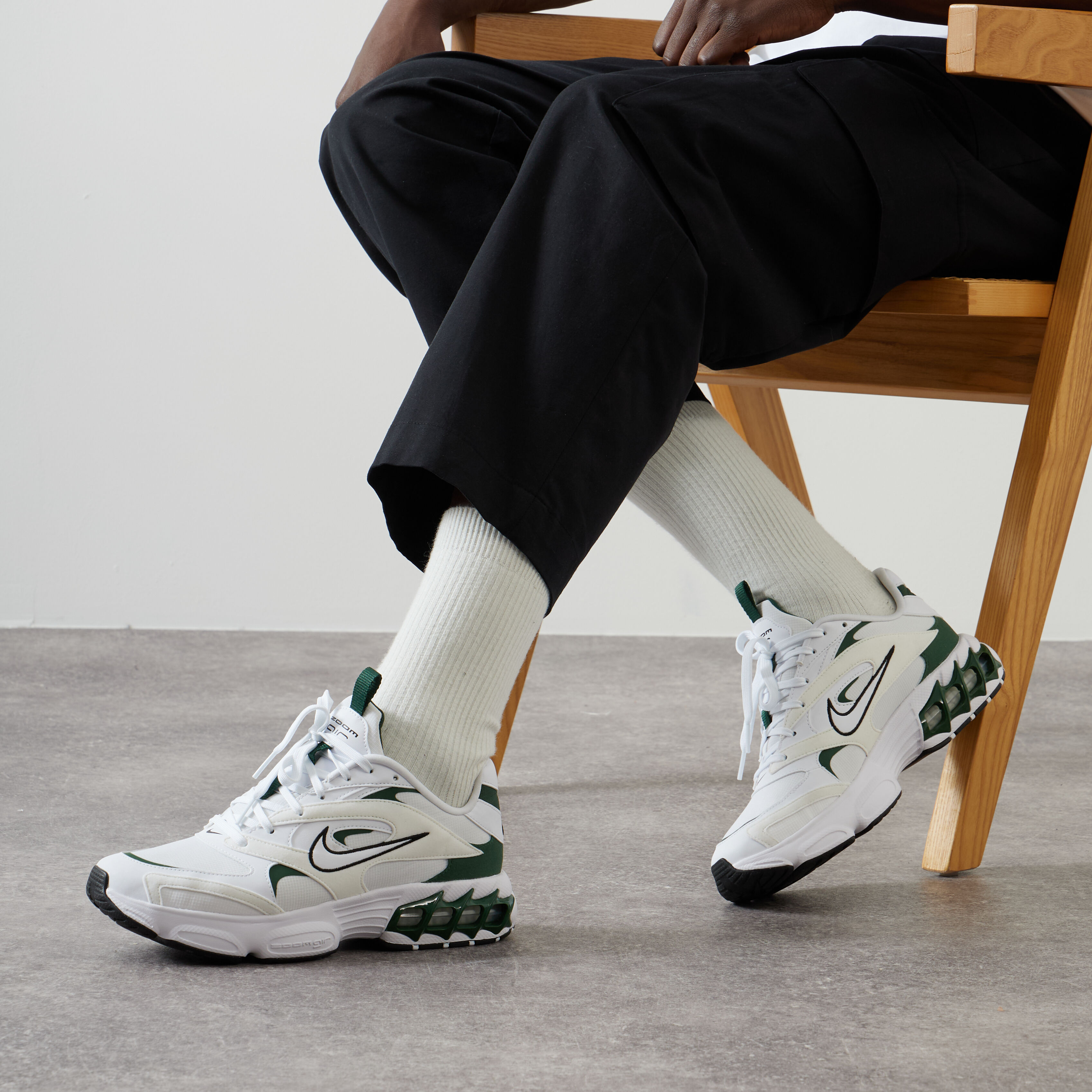 NIKE ZOOM AIR FIRE BLANC VERT SNEAKERS HOMME Courir