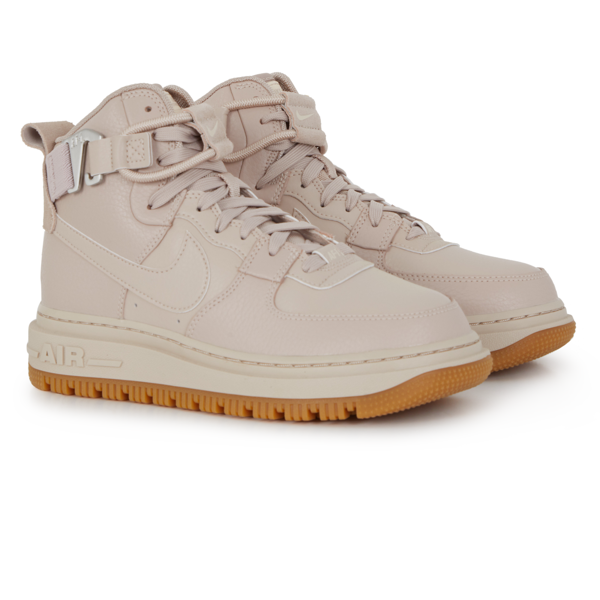 courir air force 1 utility