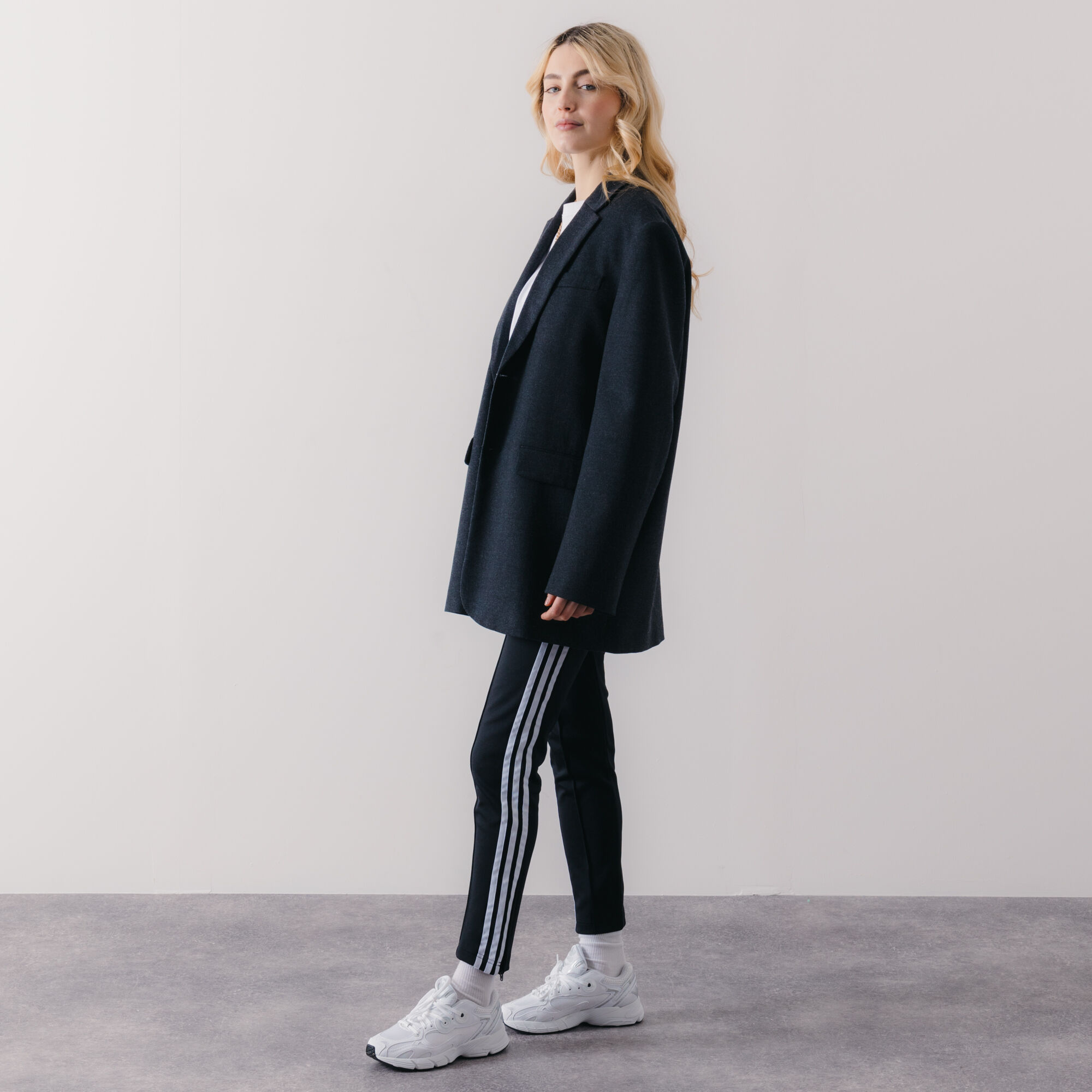 Adidas superstar shop joggers womens