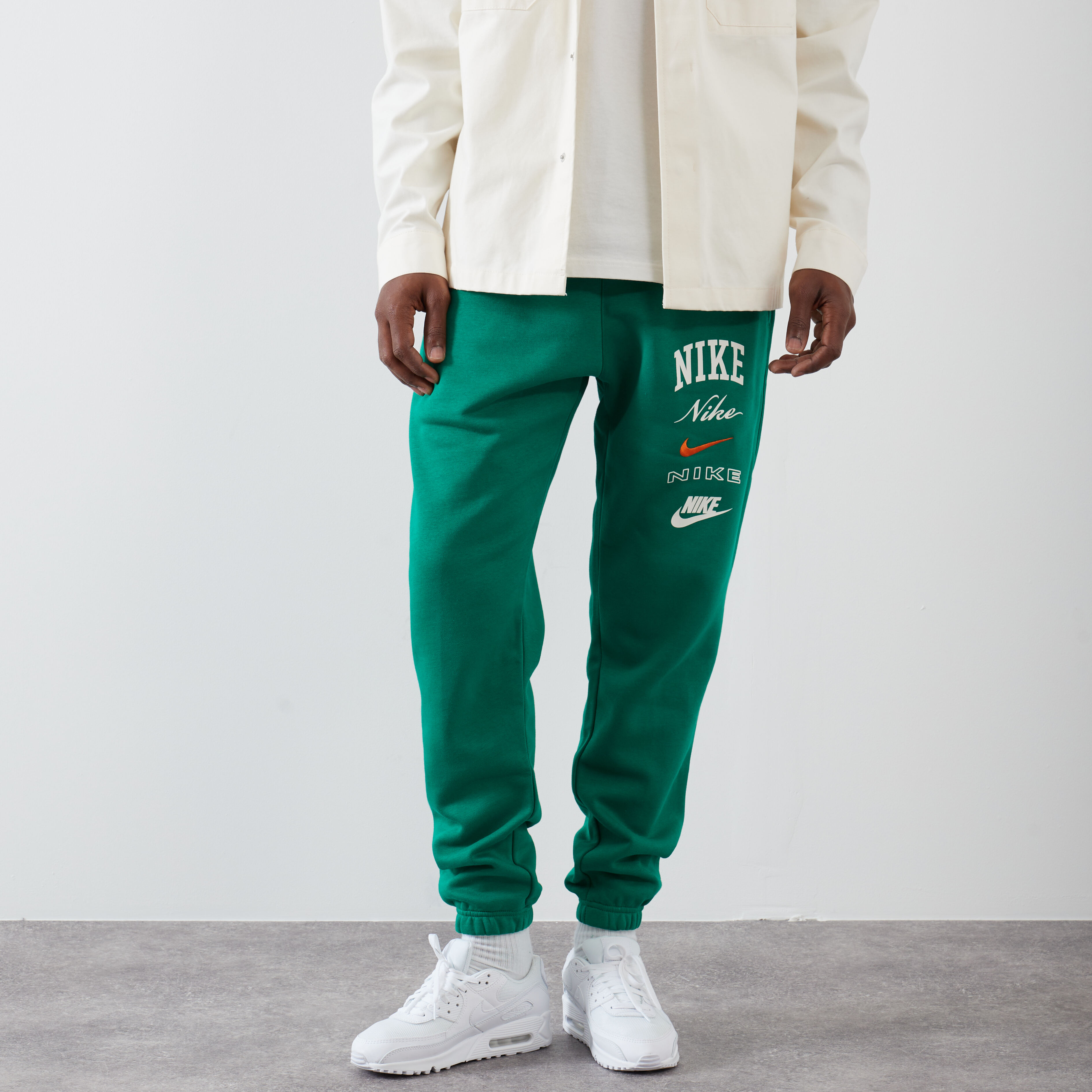 Men's nike green joggers outlet