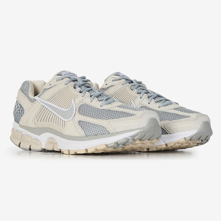 NIKE zoom vomero ZOOM VOMERO 5 SUEDE GREY/BEIGE MEN