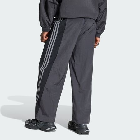 ADIDAS ORIGINALS PANTALON DE SURV&Ecirc;TEMENT ADILENIUM SEASON 5 Utility Black HOMME