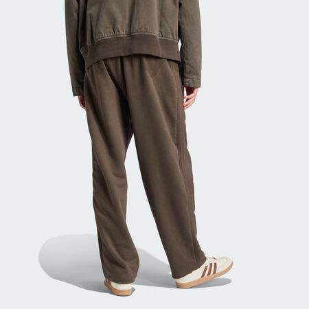 ADIDAS ORIGINALS Premium Essentials Open Hem Pants Shadow Olive MEN