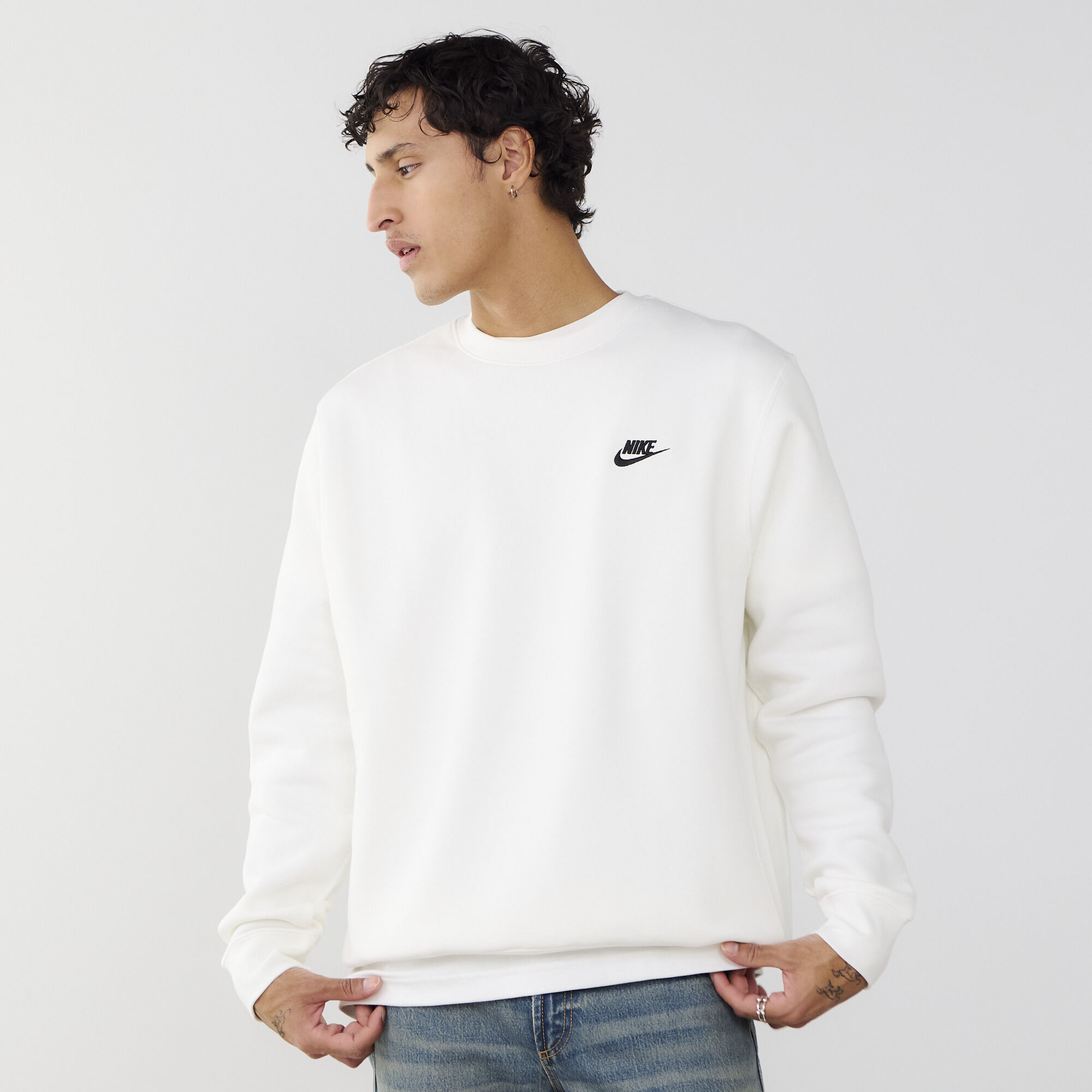 NIKE SWEAT CREW CLUB SWEAT HOMME BLANC Courir
