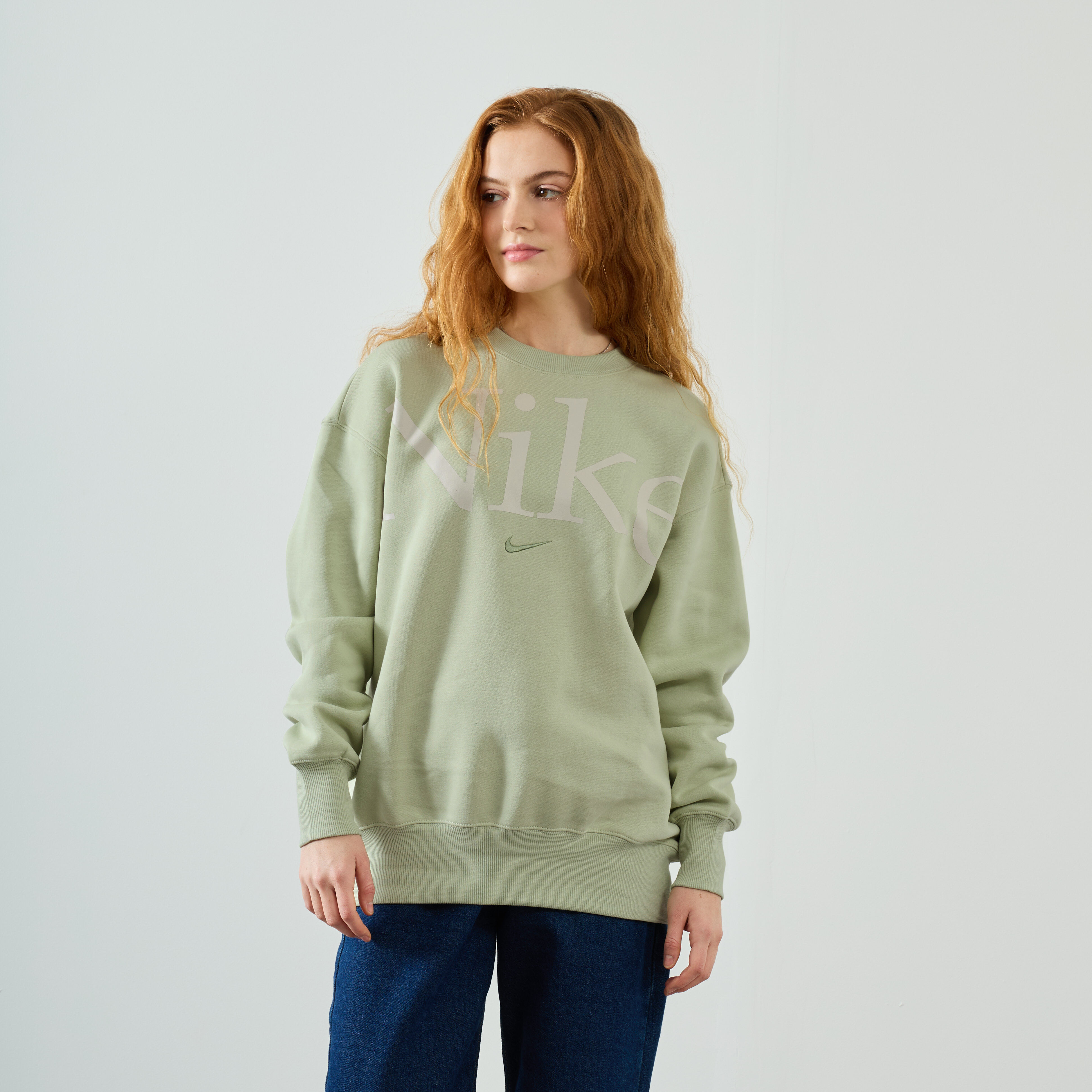 NIKE SWEAT CREW AIR BIG CENTERED LOGO VERT SWEAT FEMME Courir
