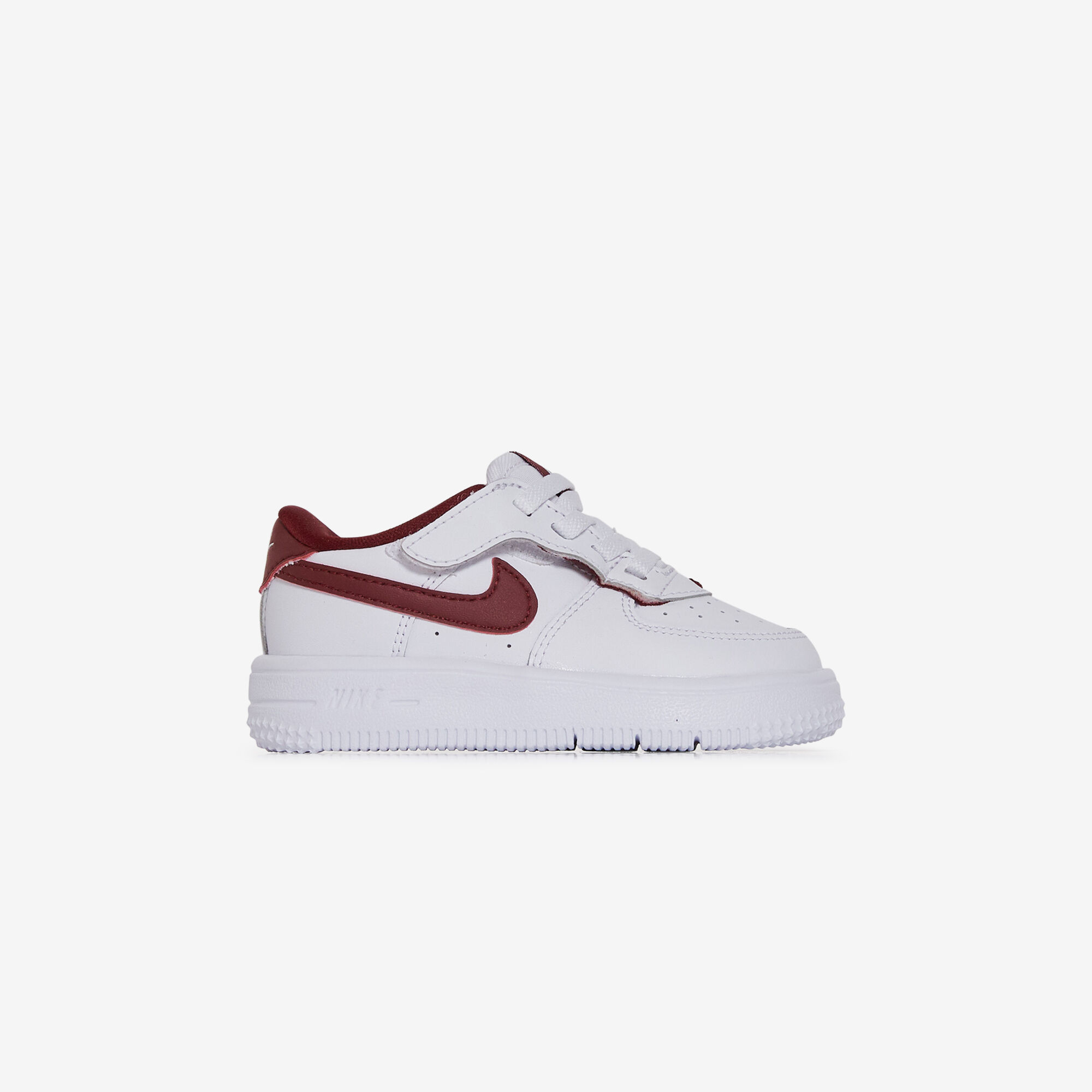Nike AIR FORCE 1 sneakers and clothing Courir