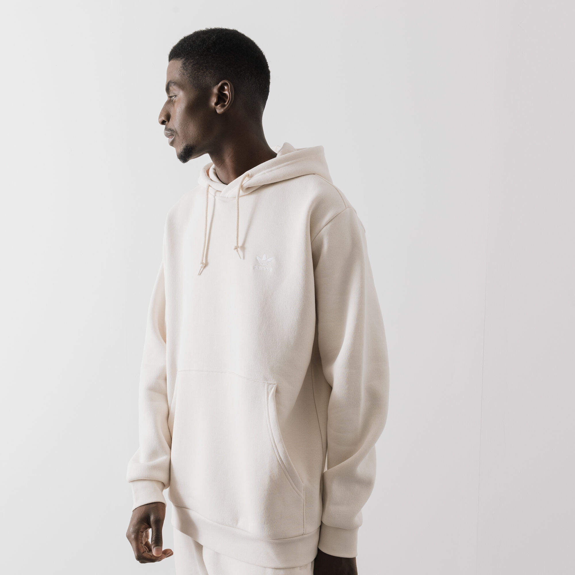 ADIDAS ORIGINALS ESSENTIAL TREFOIL HOODIE ECRU SWEATSHIRTS MEN