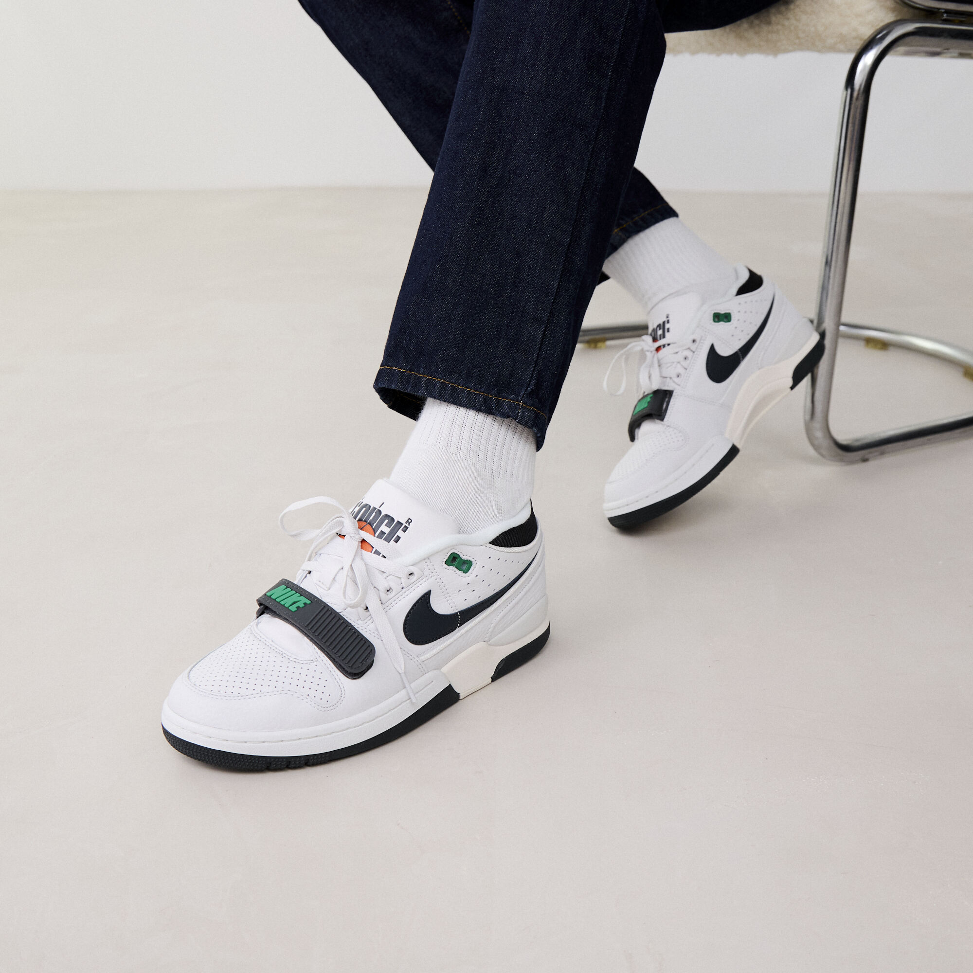 NIKE AIR ALPHA FORCE 88 SNEAKERS HOMME GRIS VERT LACETS Courir