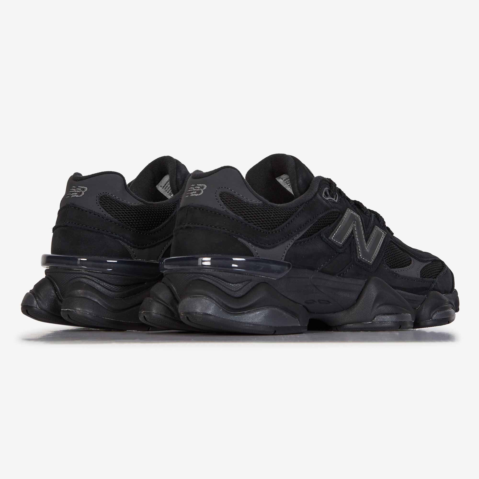 9060  Noir
